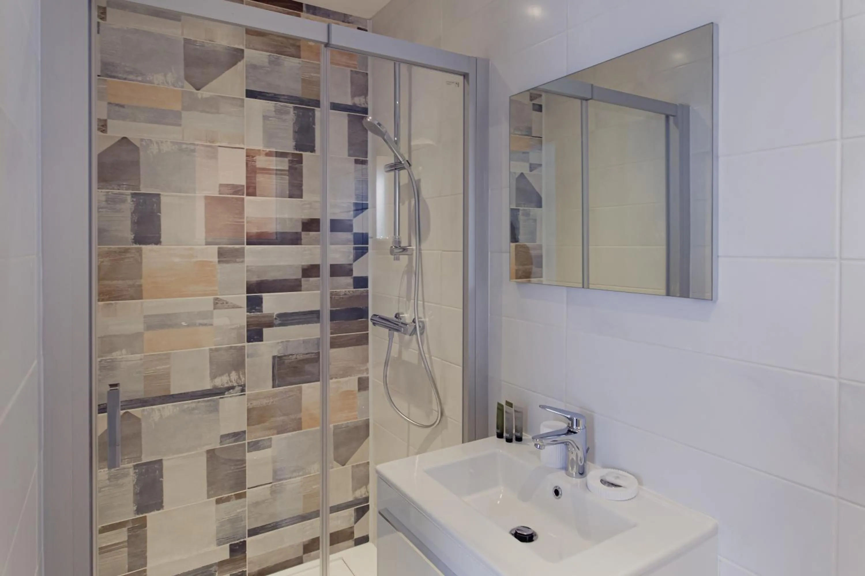 VILLA DES CHENES-Adult only