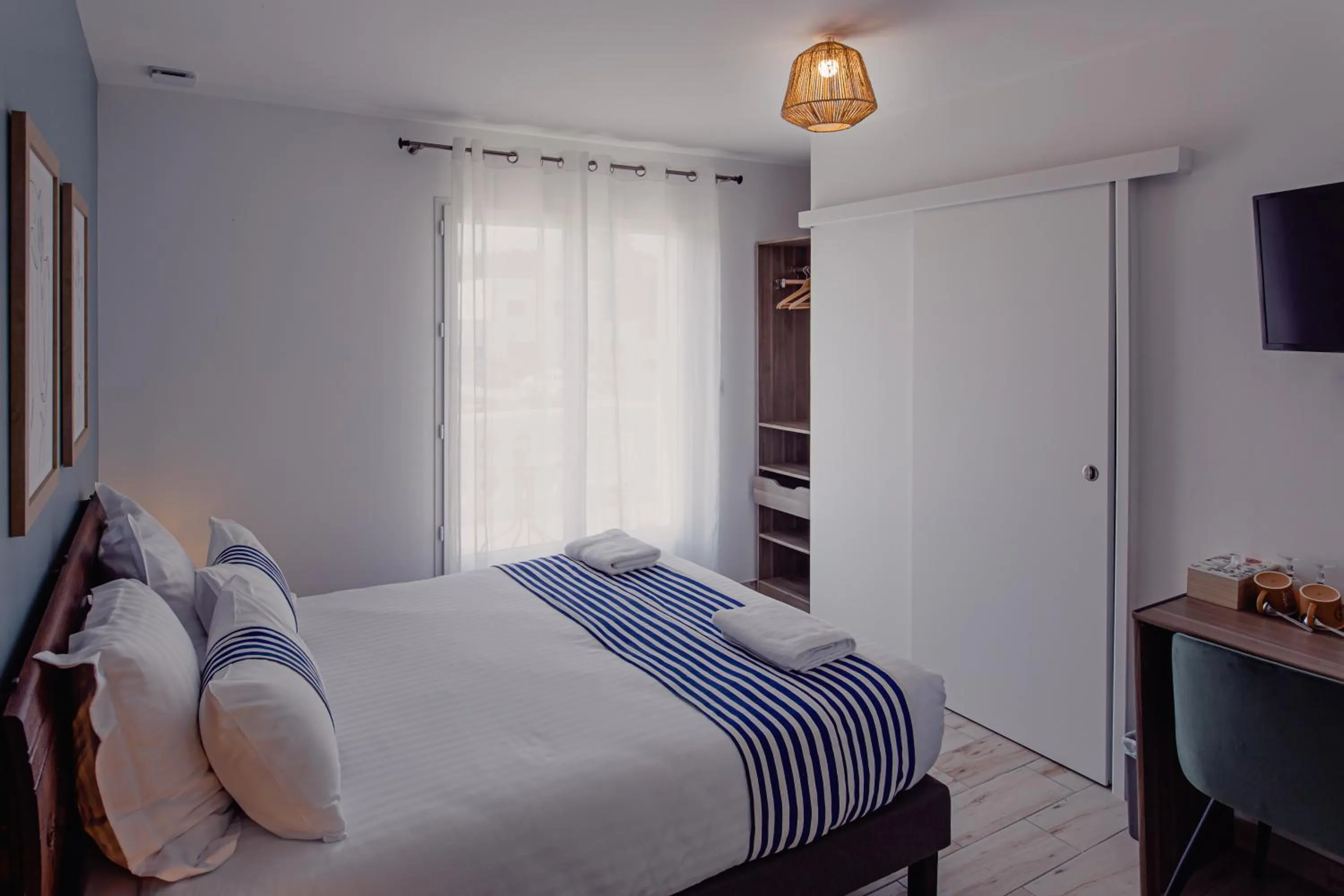 VILLA DES CHENES-Adult only