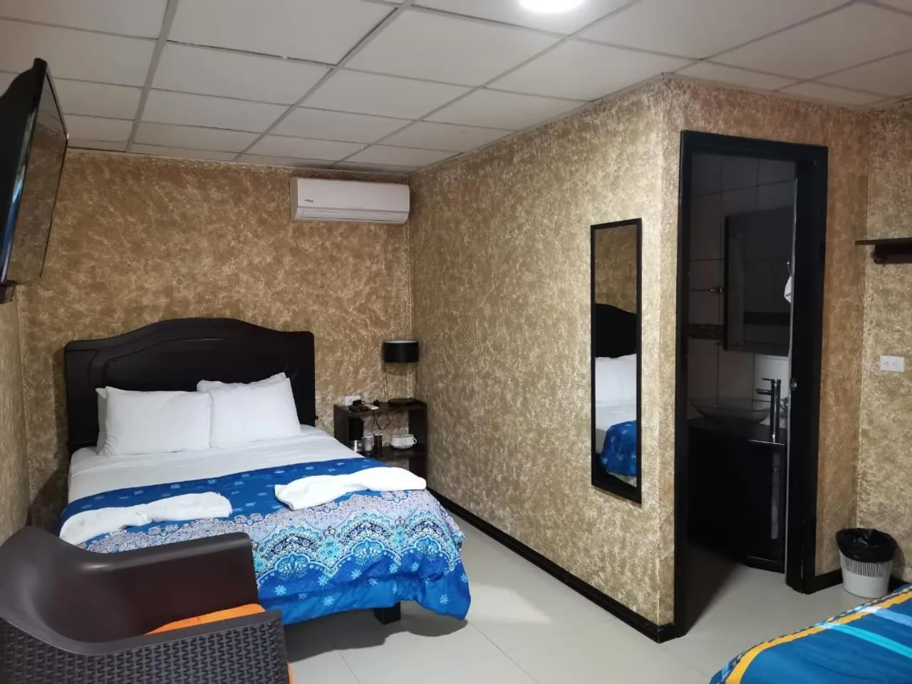 Bed in Hotel Palmera Real Hot Springs