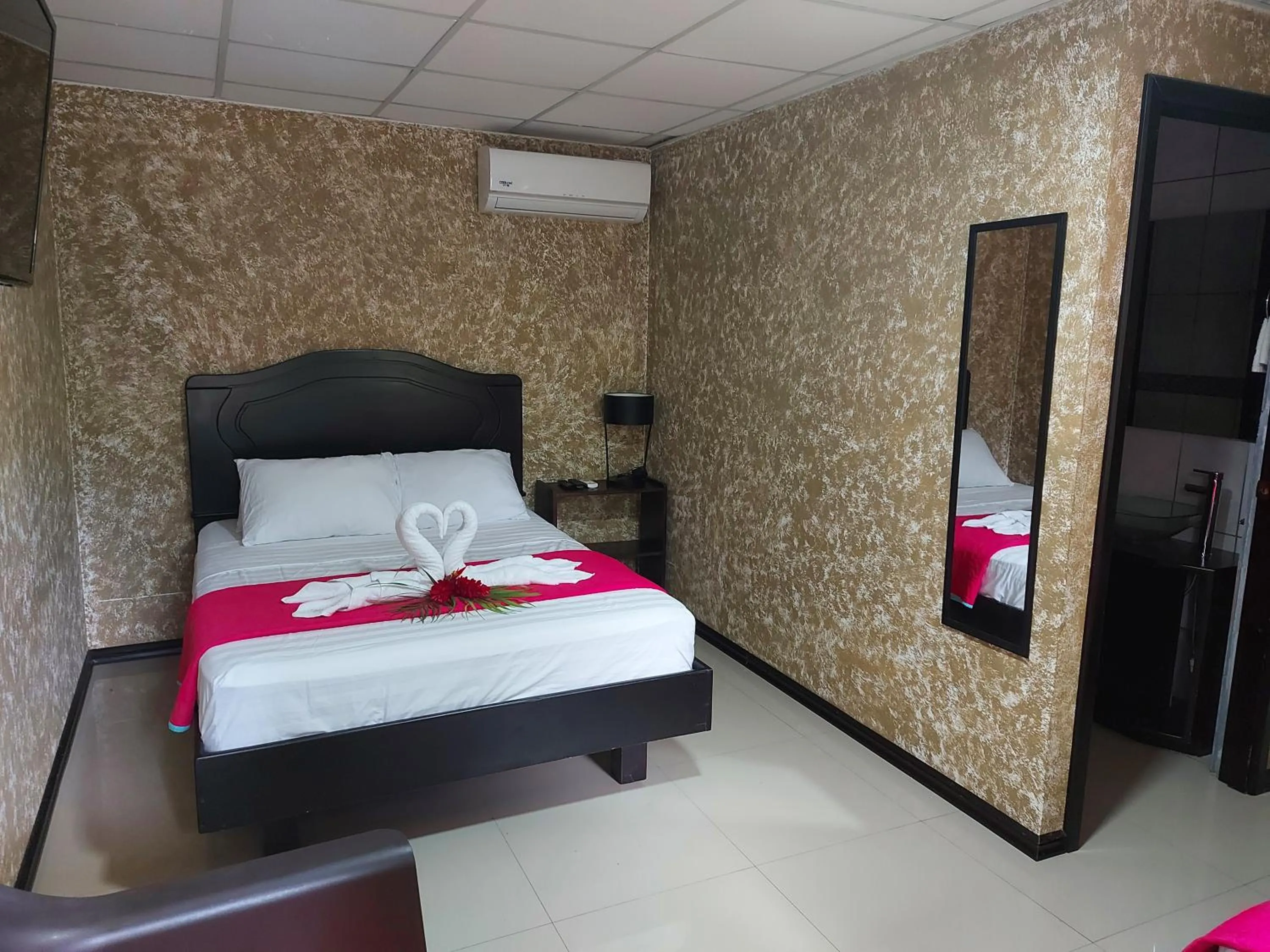 Bed in Hotel Palmera Real Hot Springs