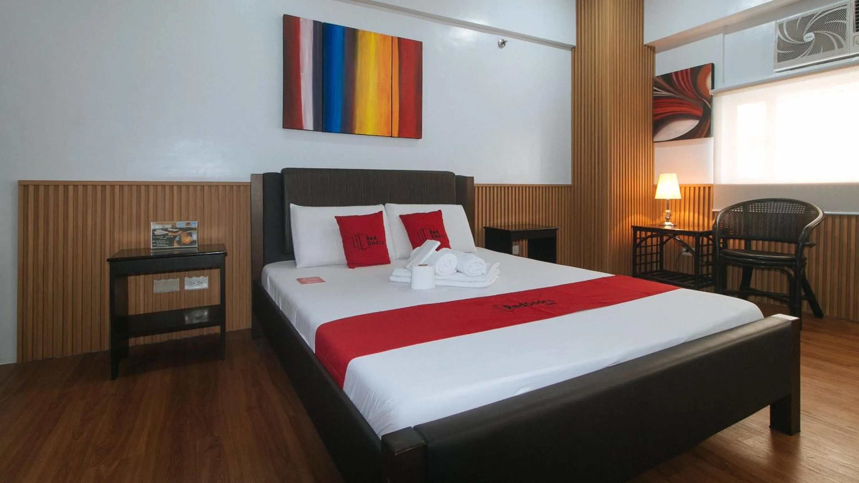 Bed in RedDoorz at BP International Powerhouse Inc near SM Manila