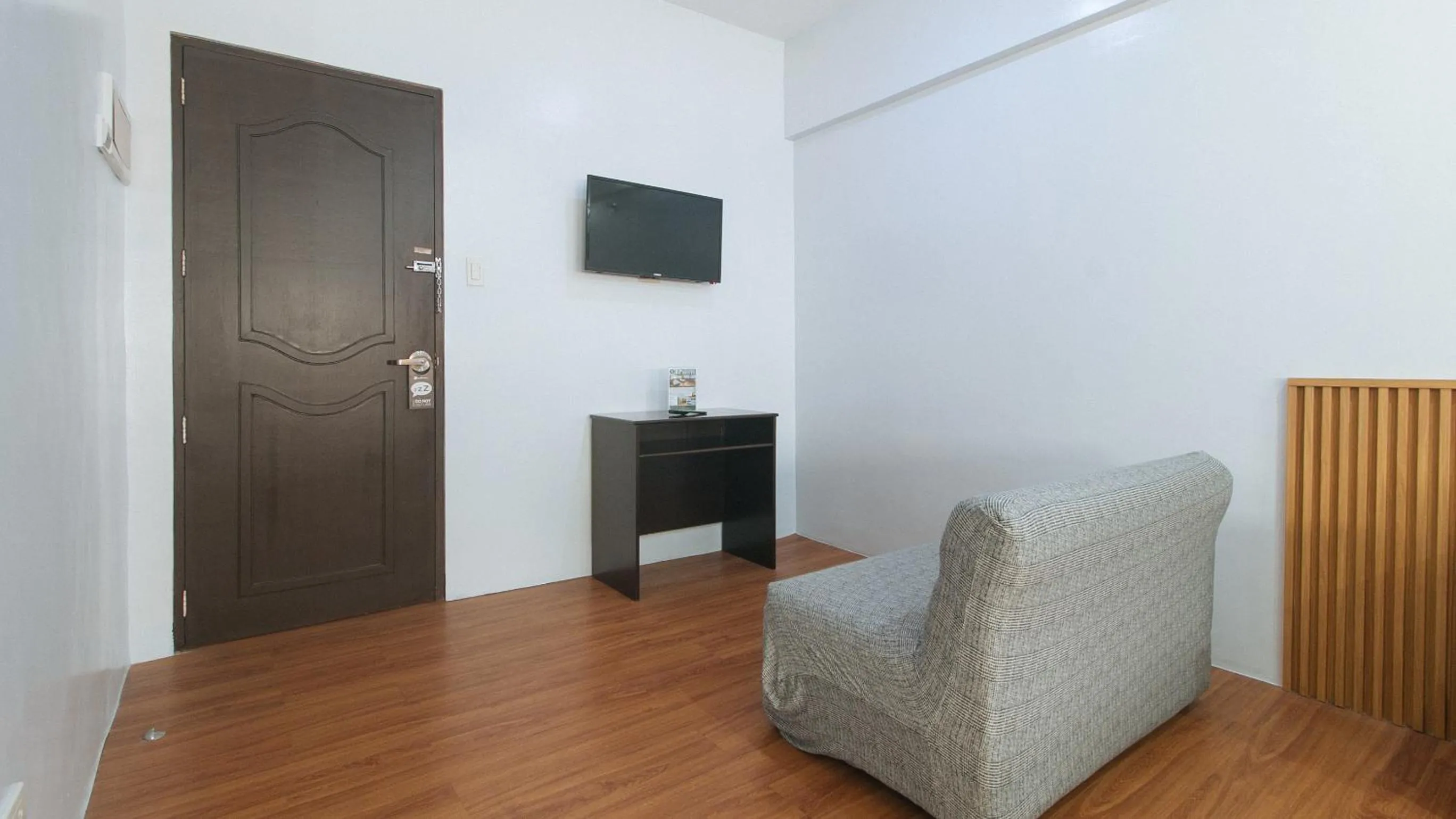 TV and multimedia in RedDoorz at BP International Powerhouse Inc near SM Manila