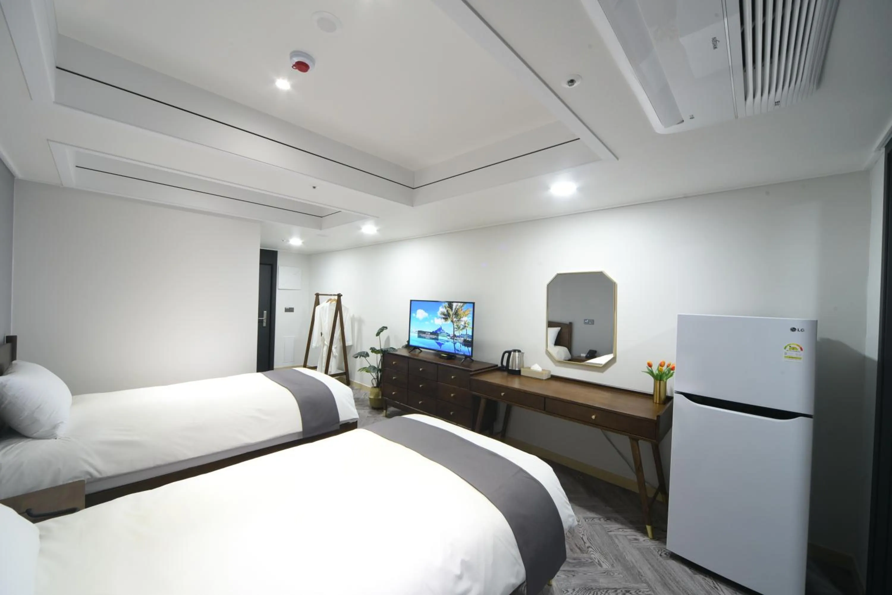 Bed in Haeundae Central Hotel