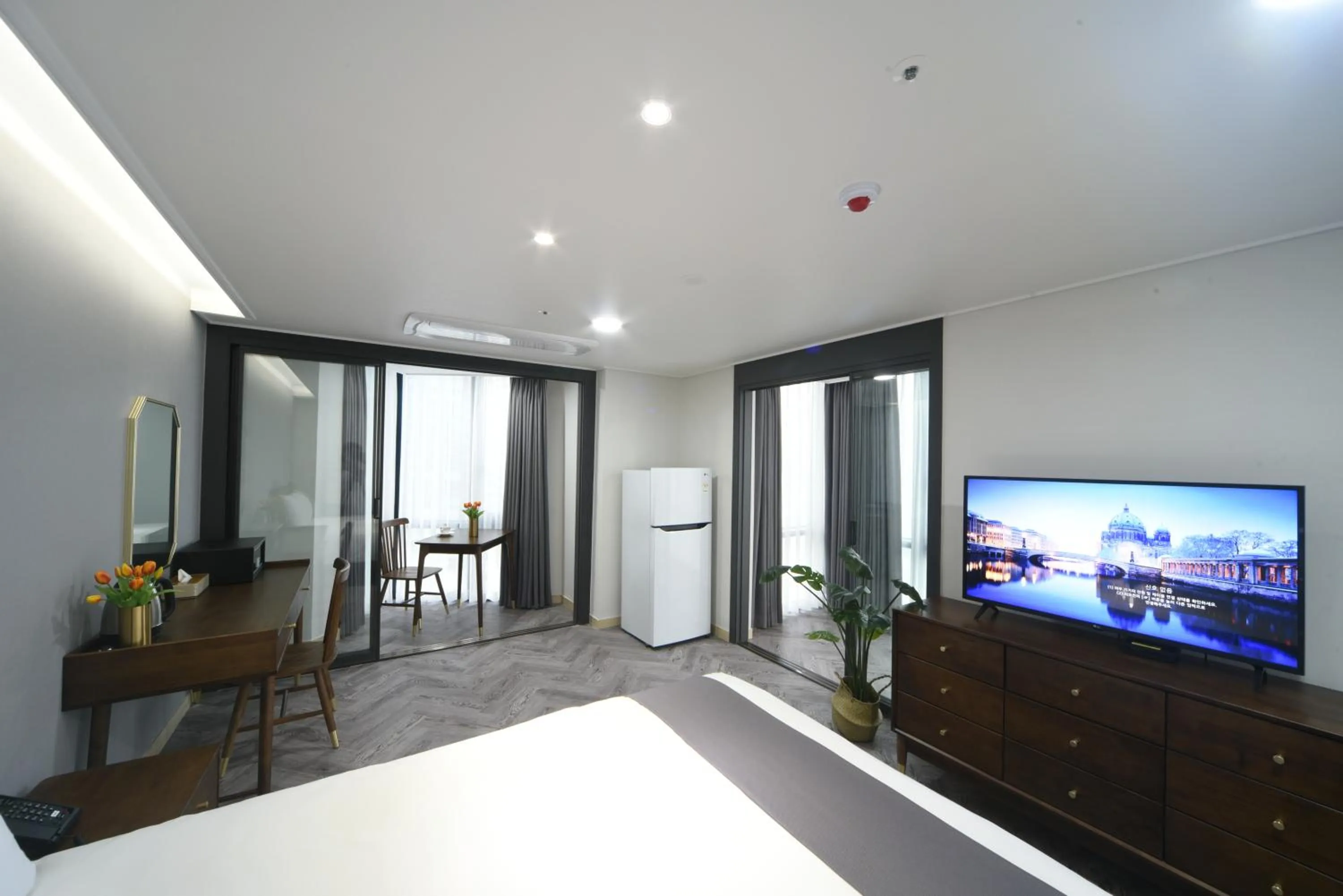 Bed in Haeundae Central Hotel