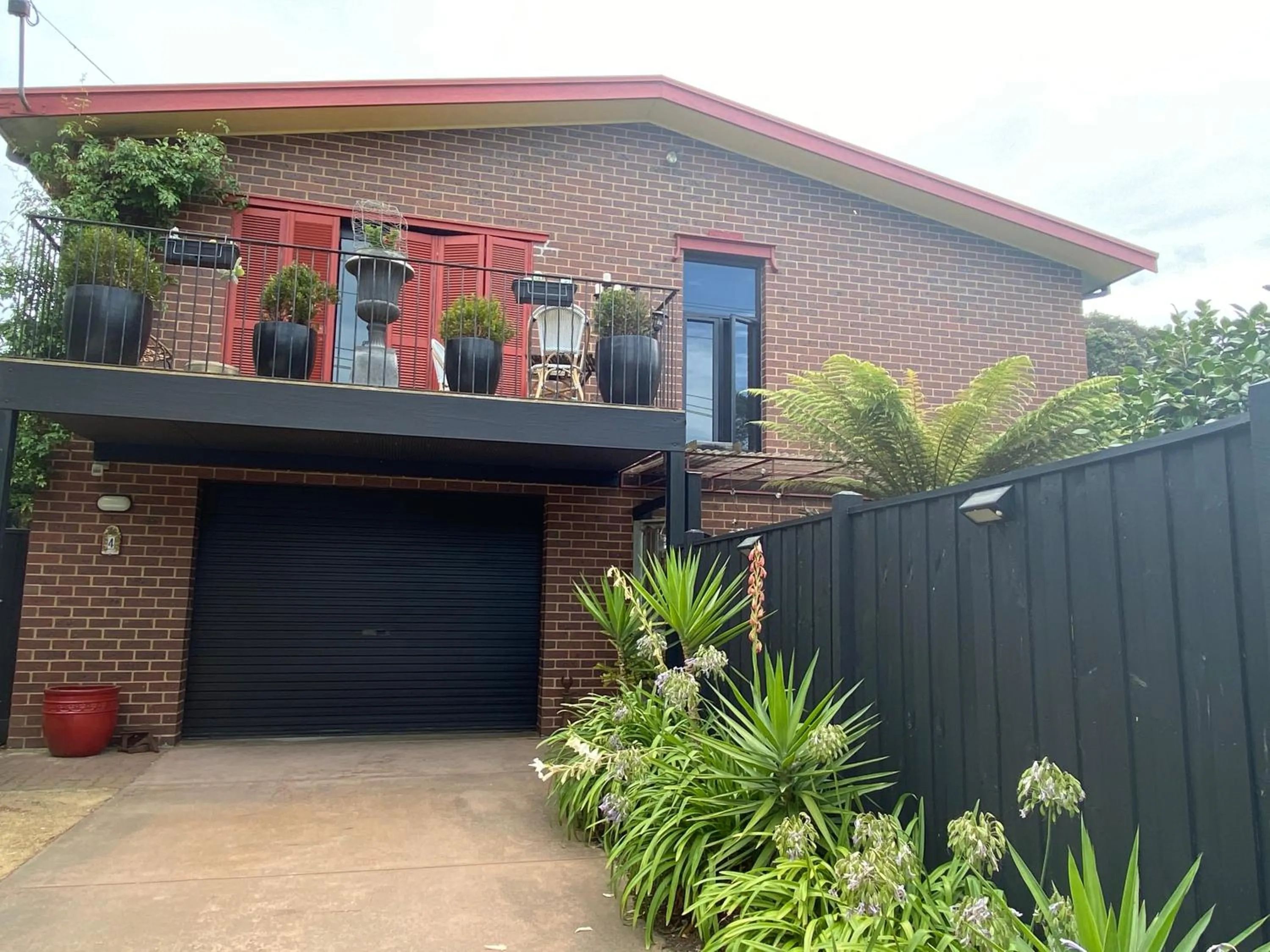 Facade/entrance in The Studio