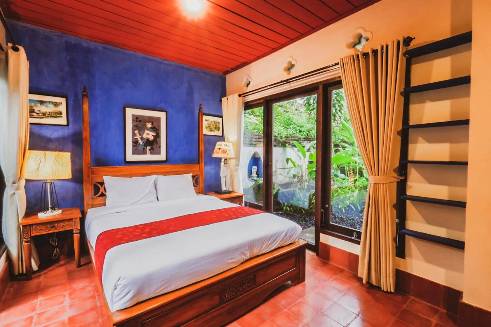 Bathroom, Bed in Bebek Cottages Sanur