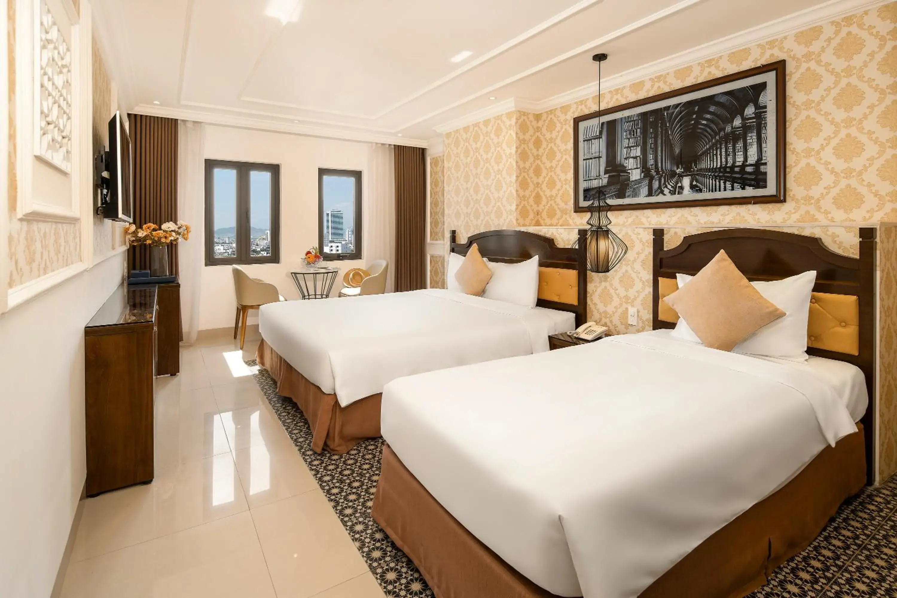 Luxury Triple Room in Bella Merry Hotel and Apartment - 100M To The My Khe Beach Luxury Triple Room in Bella Merry Hotel and Apartment - 100M To The My Khe Beach