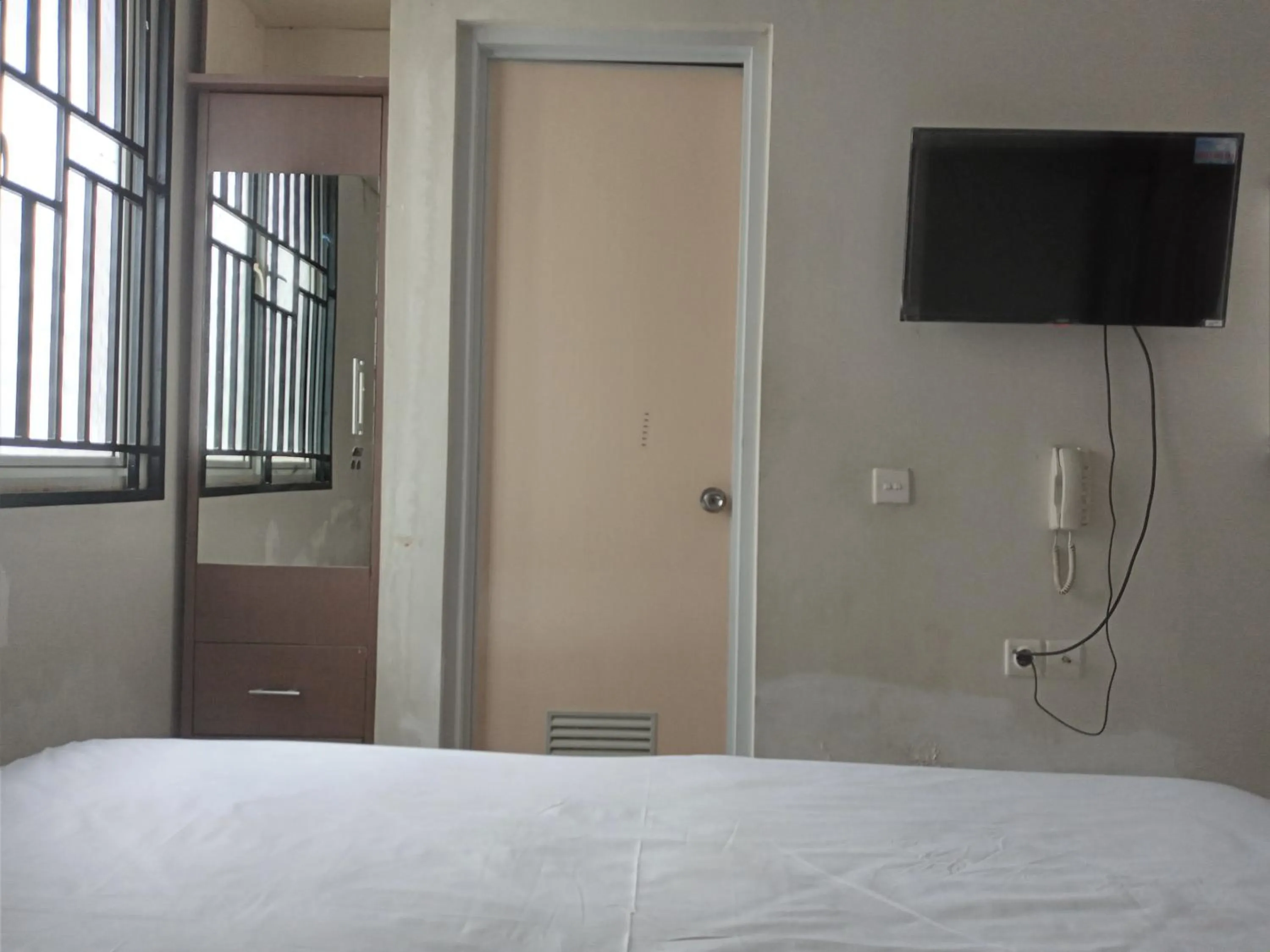 TV and multimedia, Bed in M Room Residence