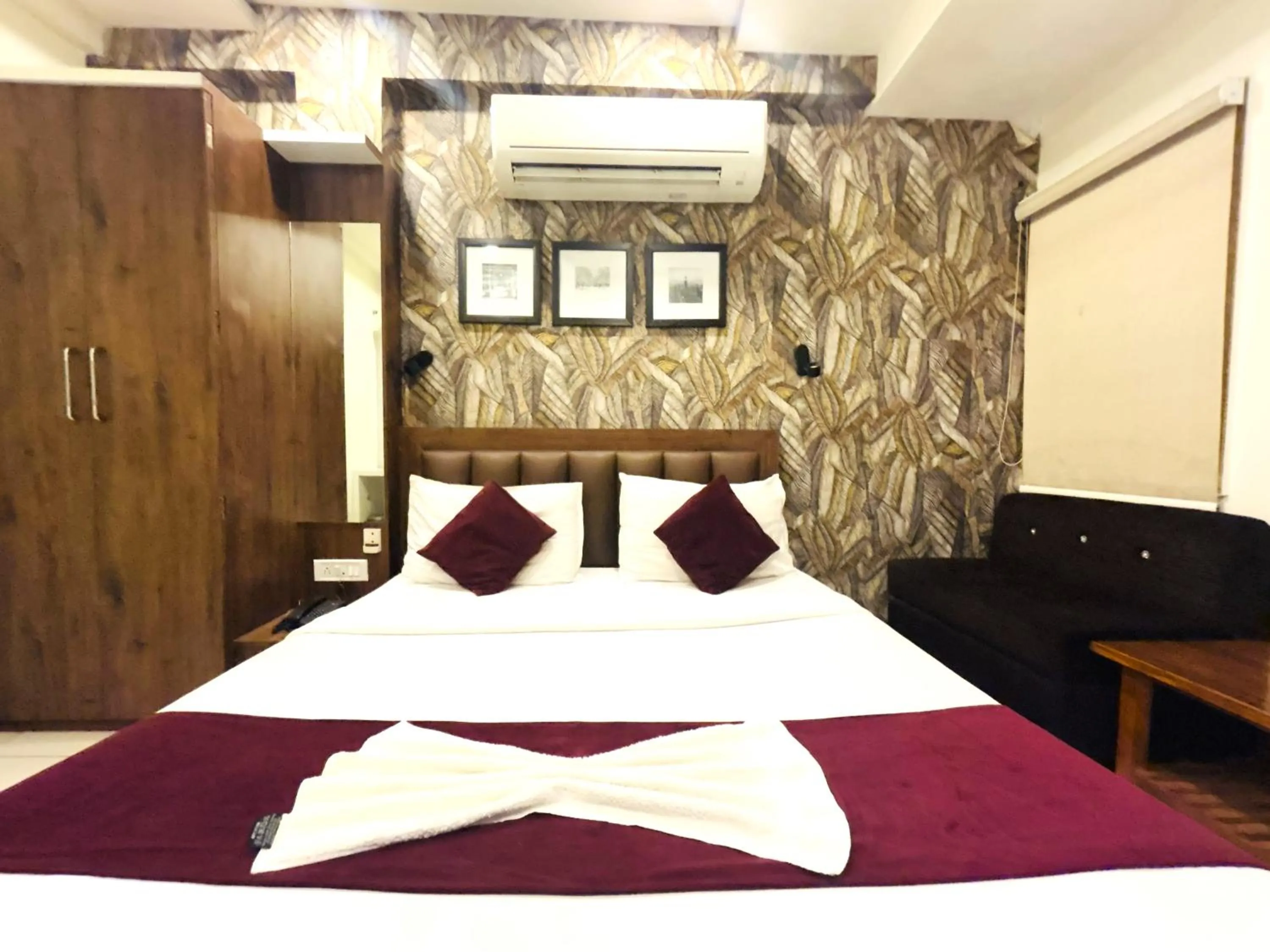 Bed in Hotel Shree Ram Palace