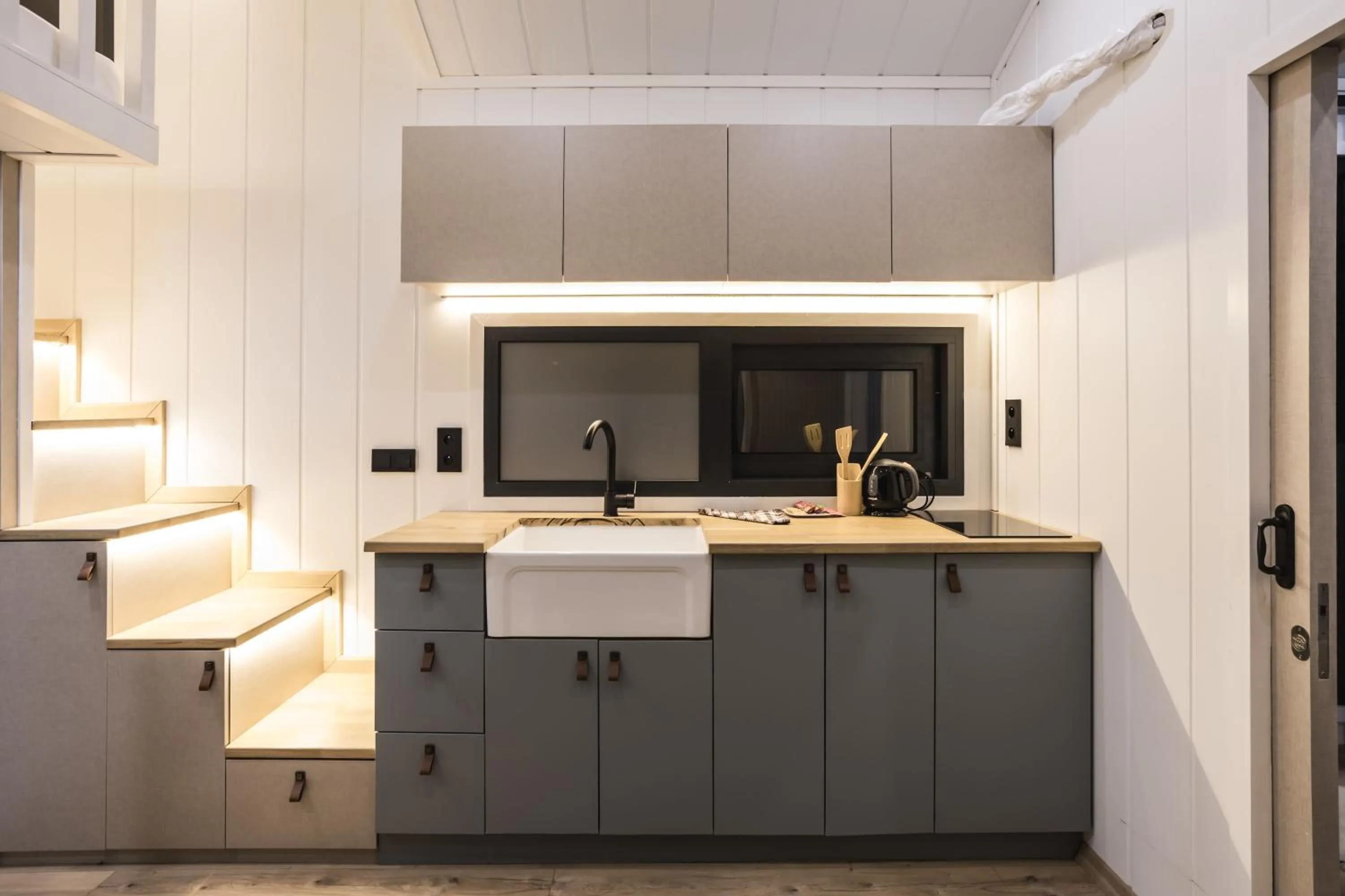 ARIETES MARMONT Resort