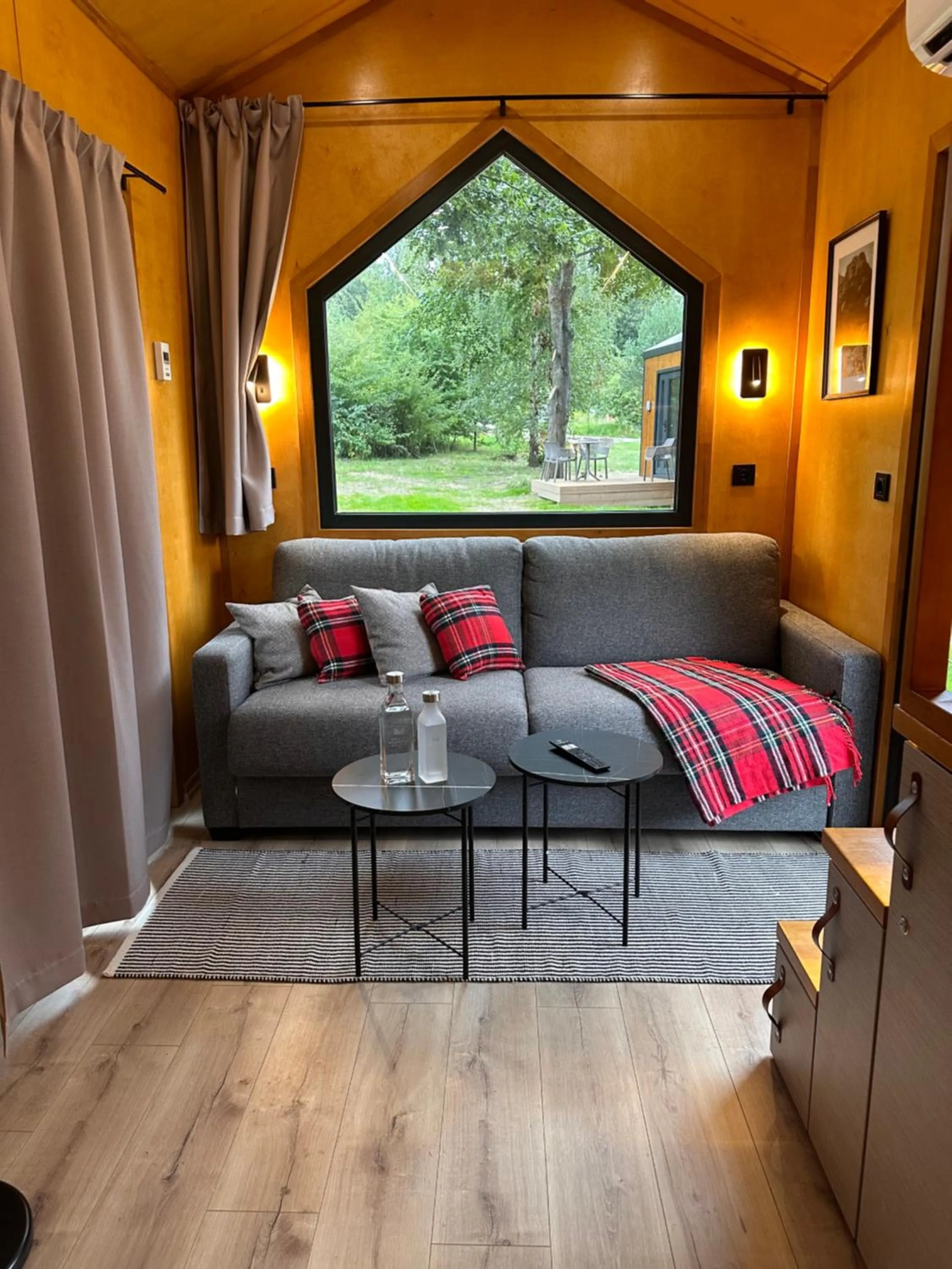 Seating area in ARIETES MARMONT Resort