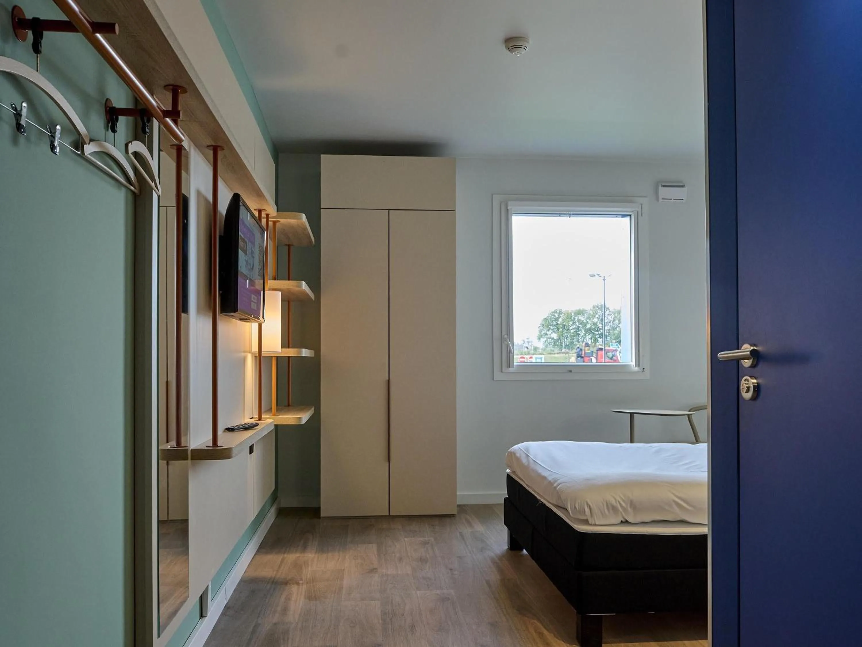 Bedroom, Bed in Ibis Budget Nangy Annemasse