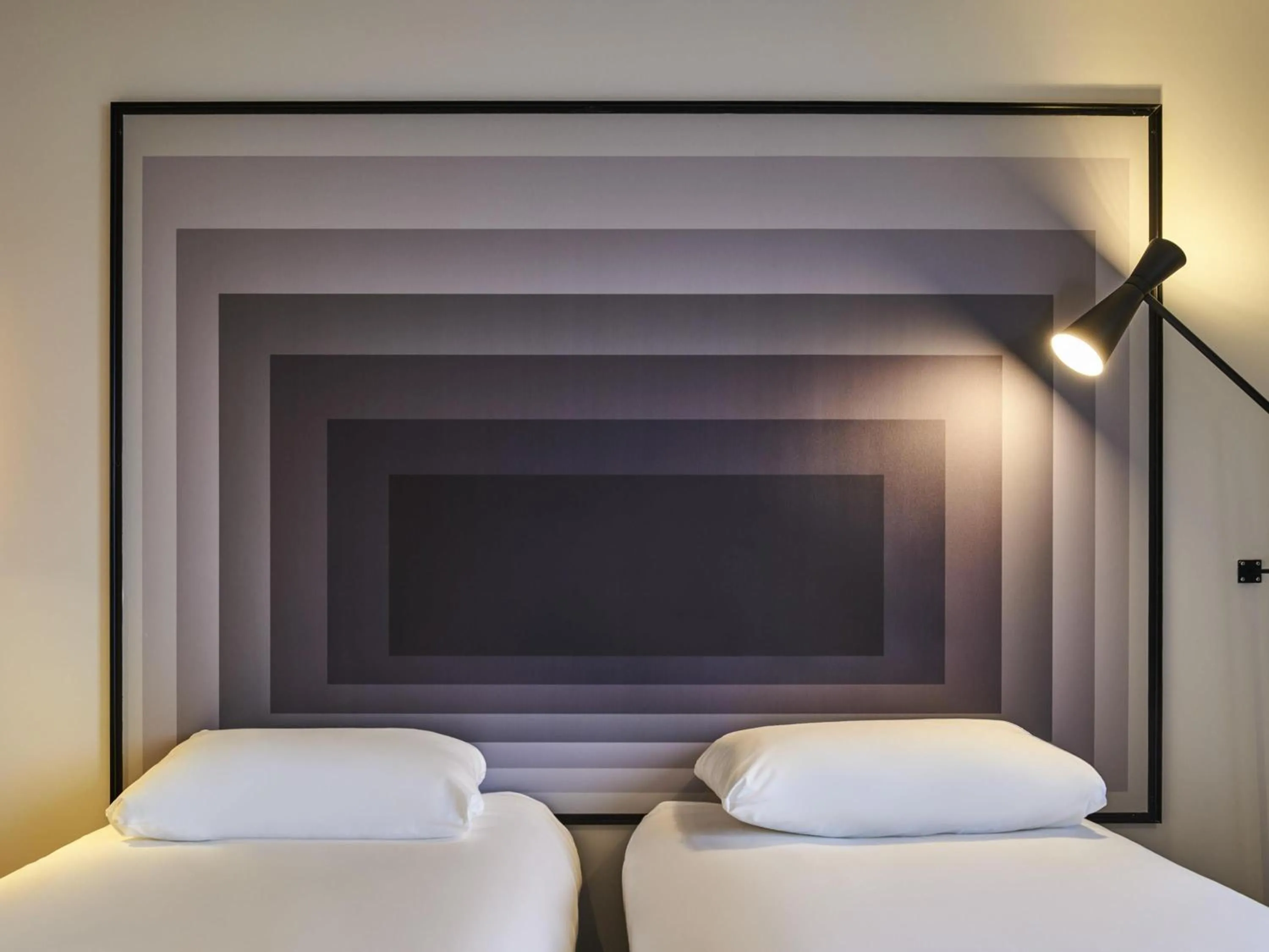 Bedroom, Bed in ibis Bethune Centre Gare