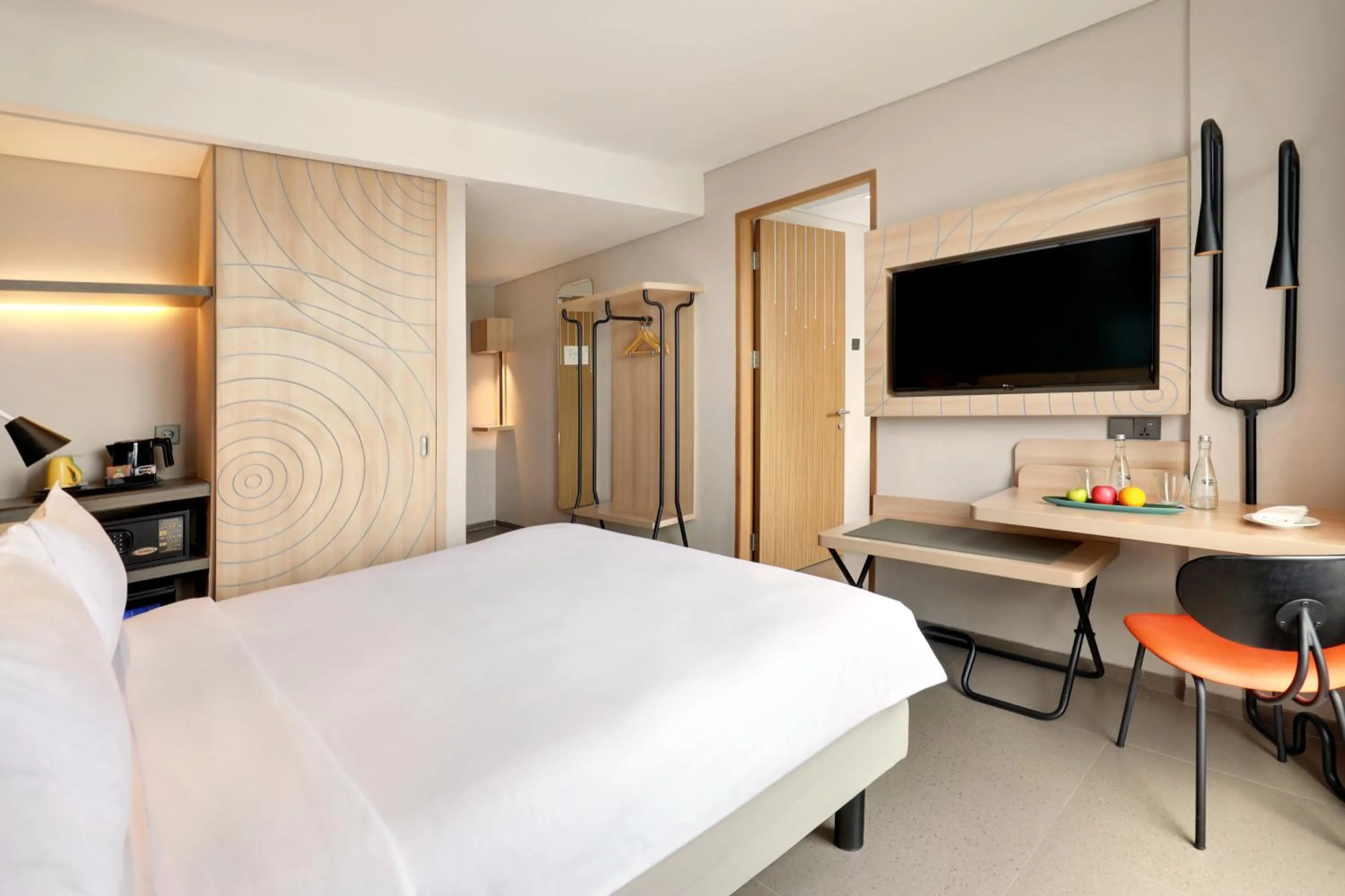 Bed in ibis Styles Bogor Pajajaran