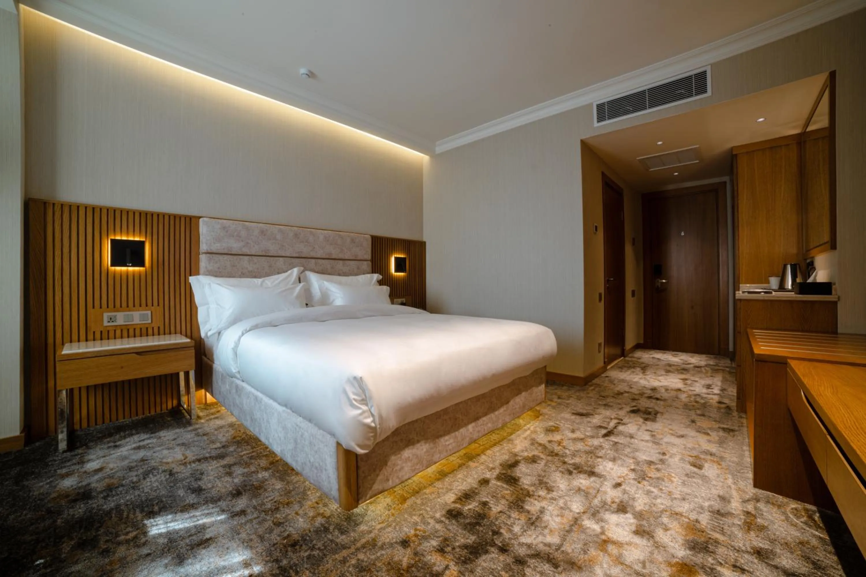 Bed in Frankfort Hotel and Spa