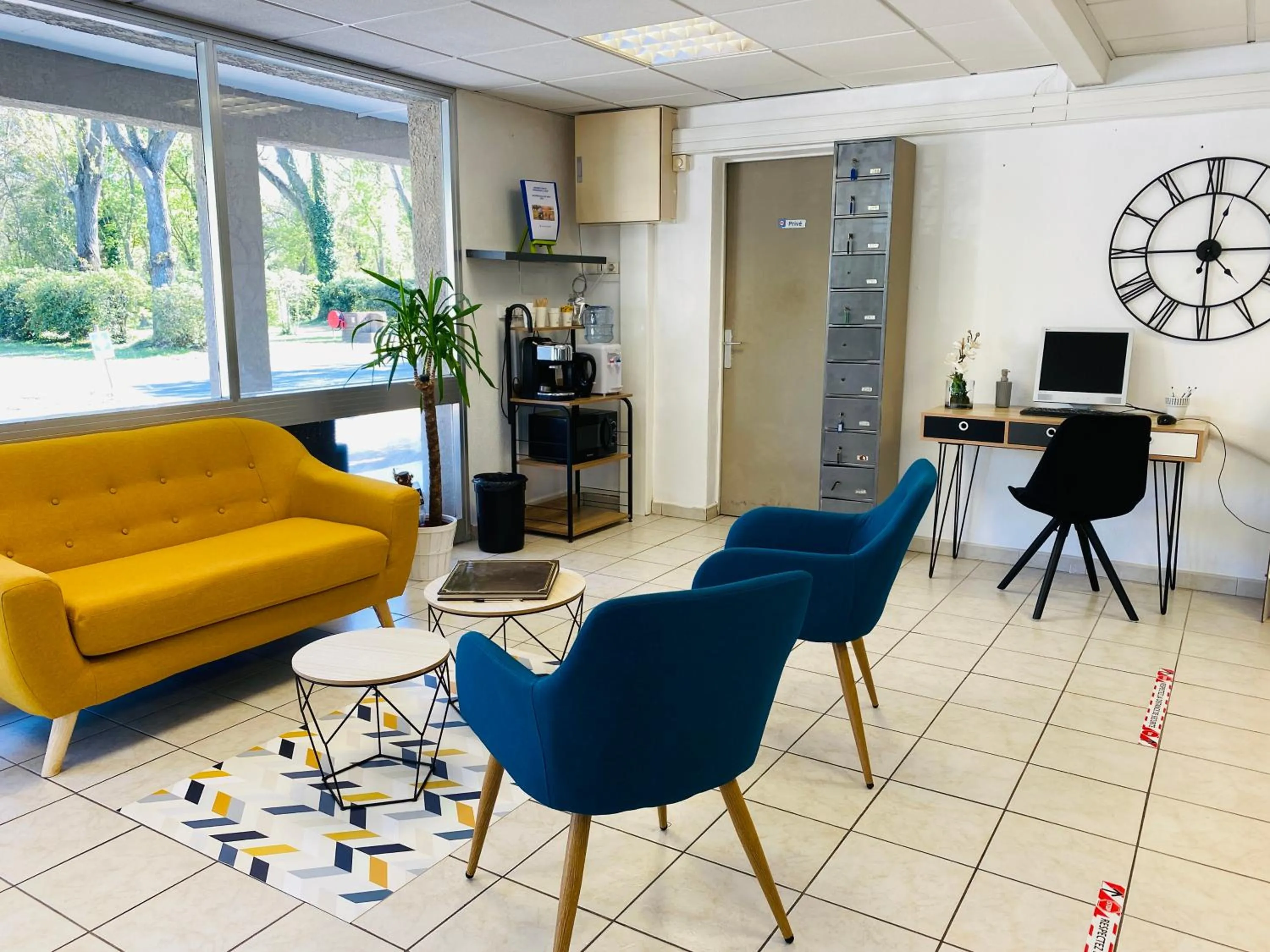Lobby or reception in Camping du Pont d'Avignon