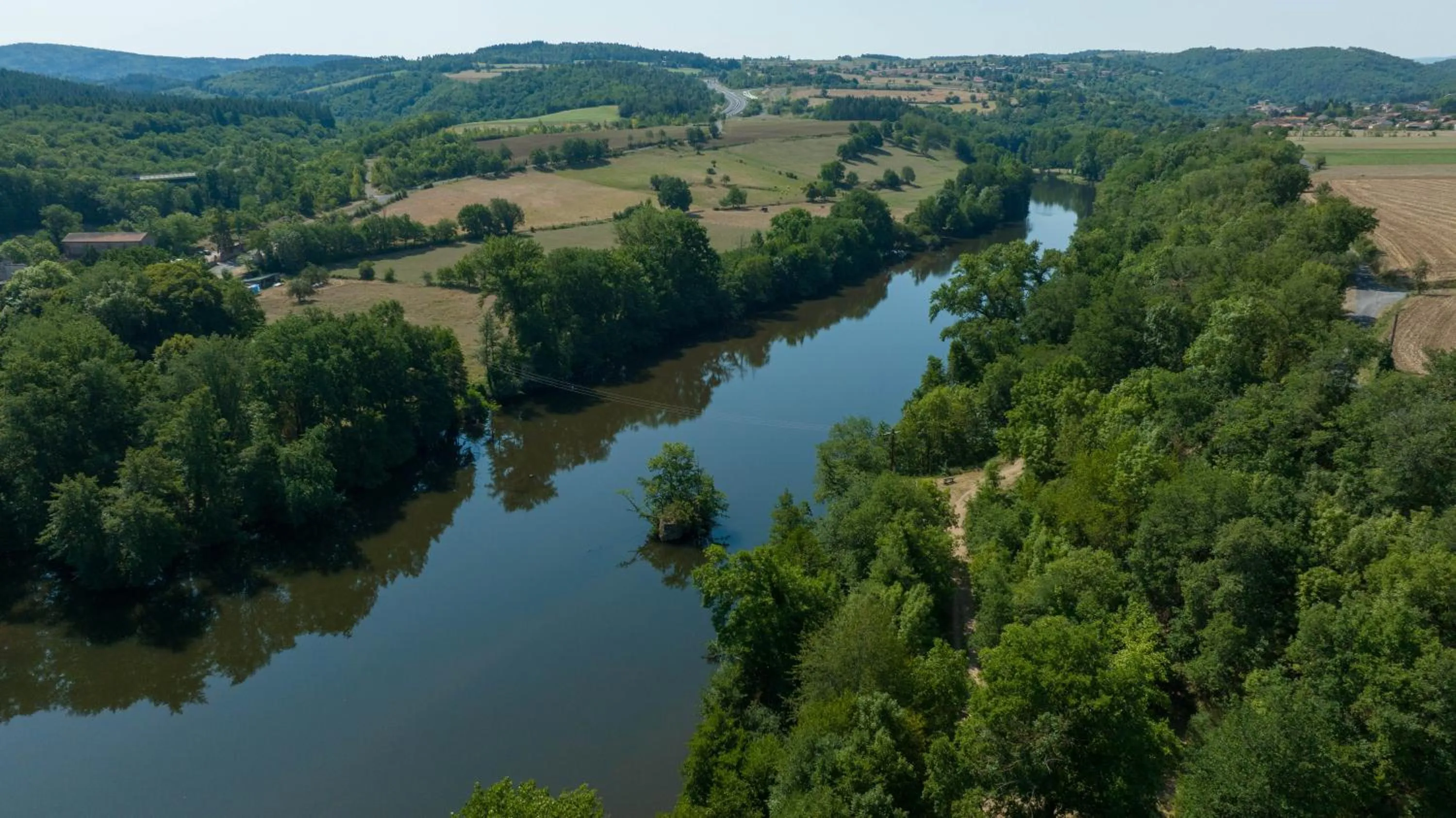 River view in Camping de la Bageasse
