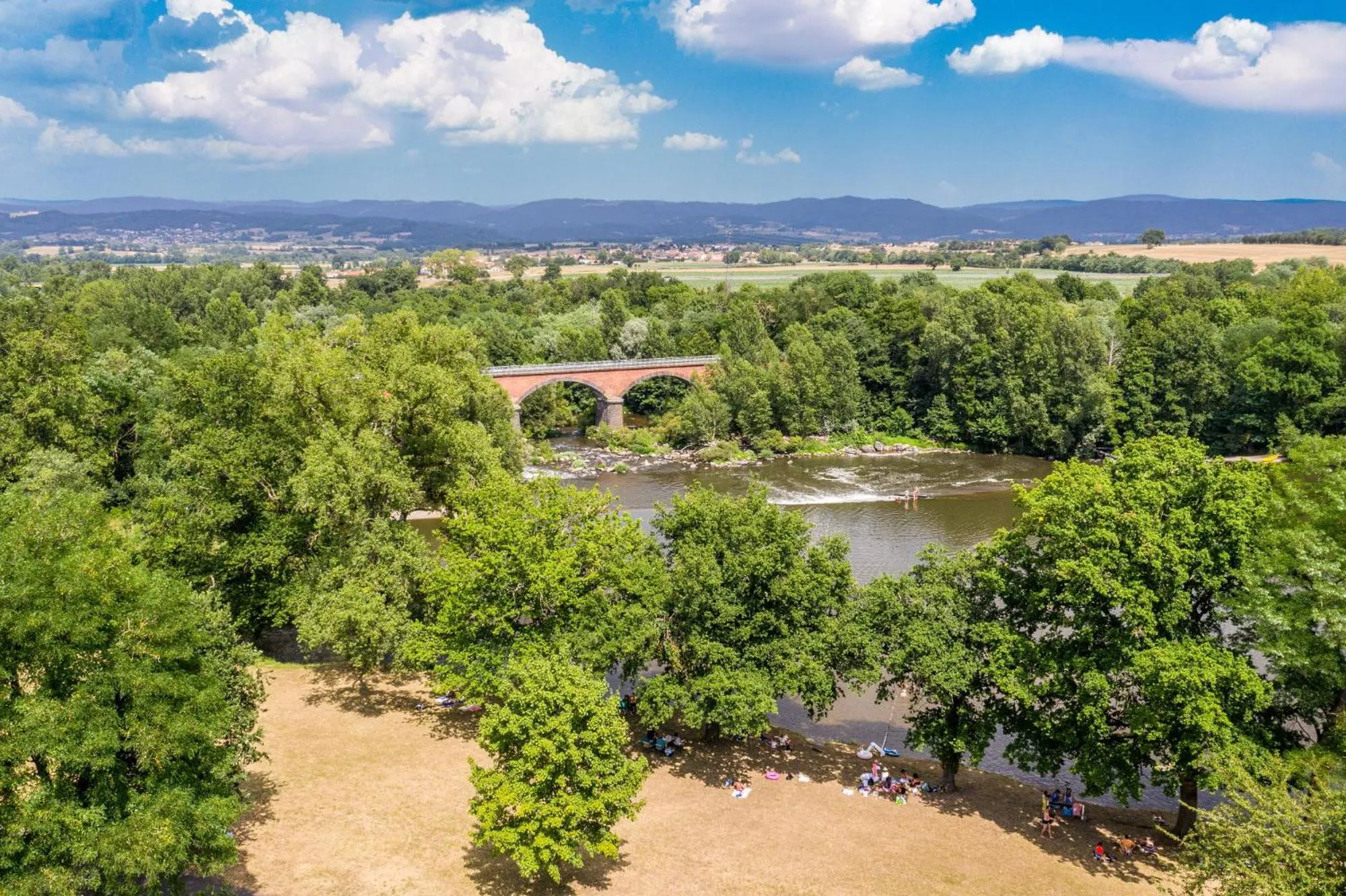 River view in Camping de la Bageasse