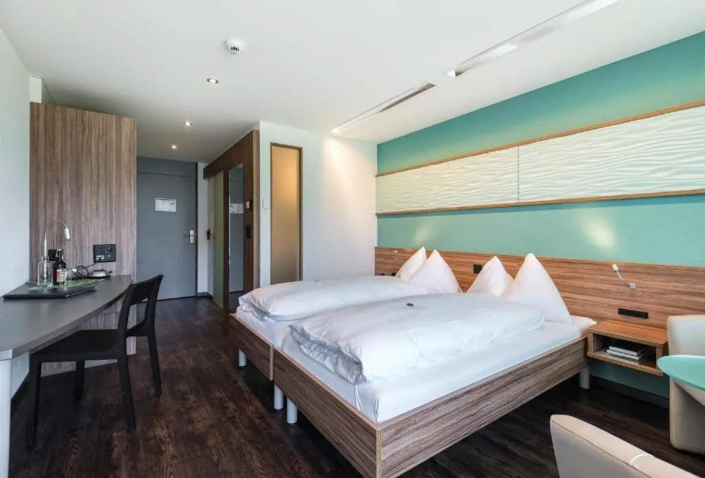 Bed in Hotel Nidwaldnerhof direkt am See