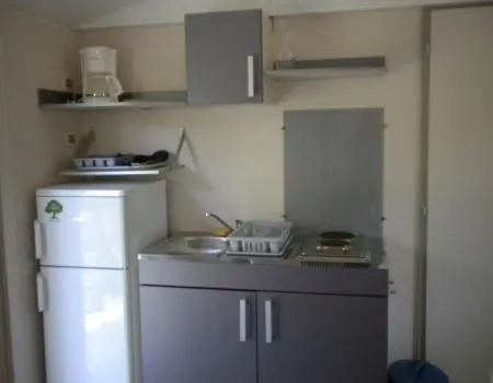 Kitchen or kitchenette in Camping le Rochat Belle Isle