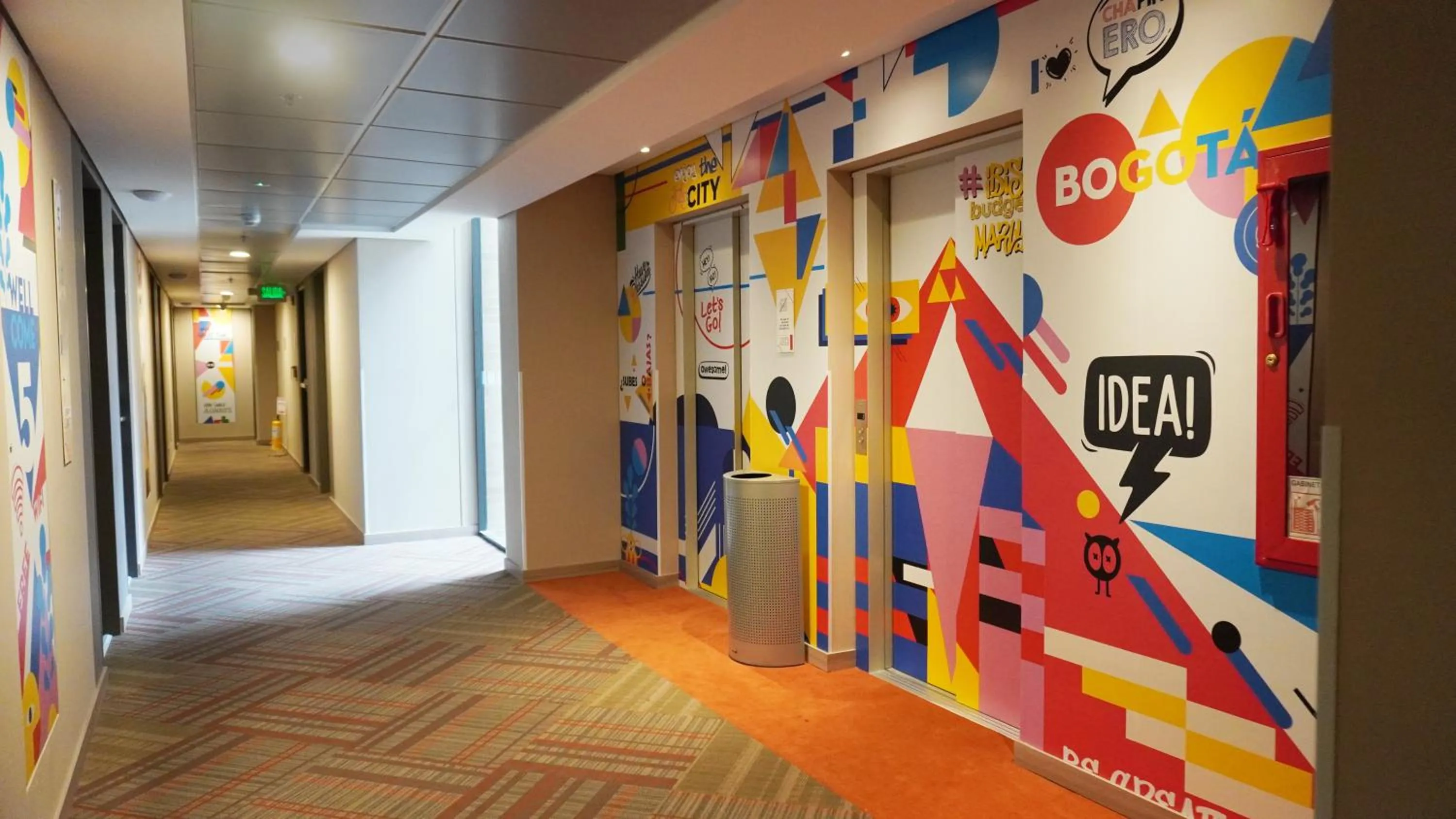 elevator in ibis budget Bogota Marly