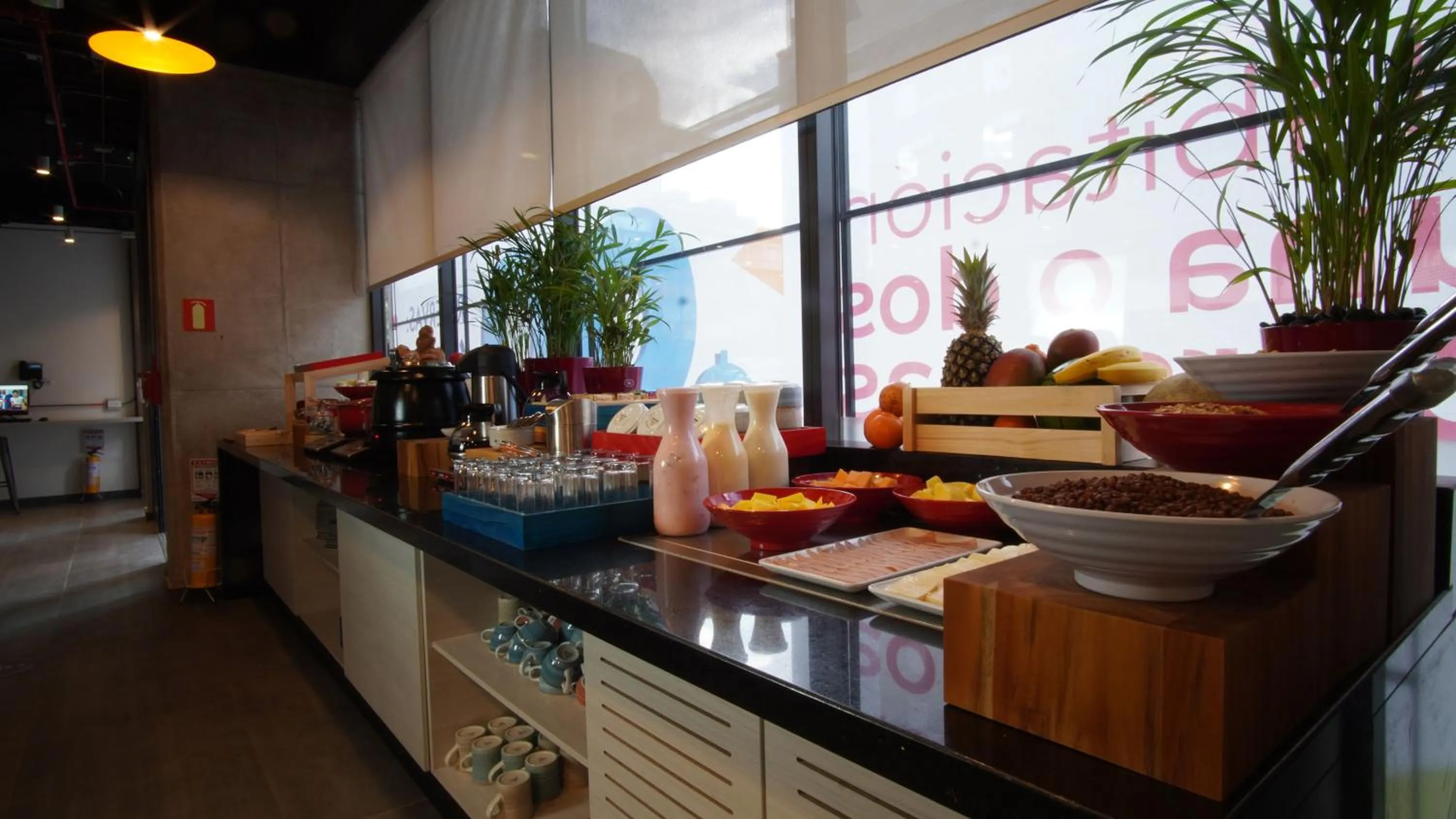 Breakfast in ibis budget Bogota Marly