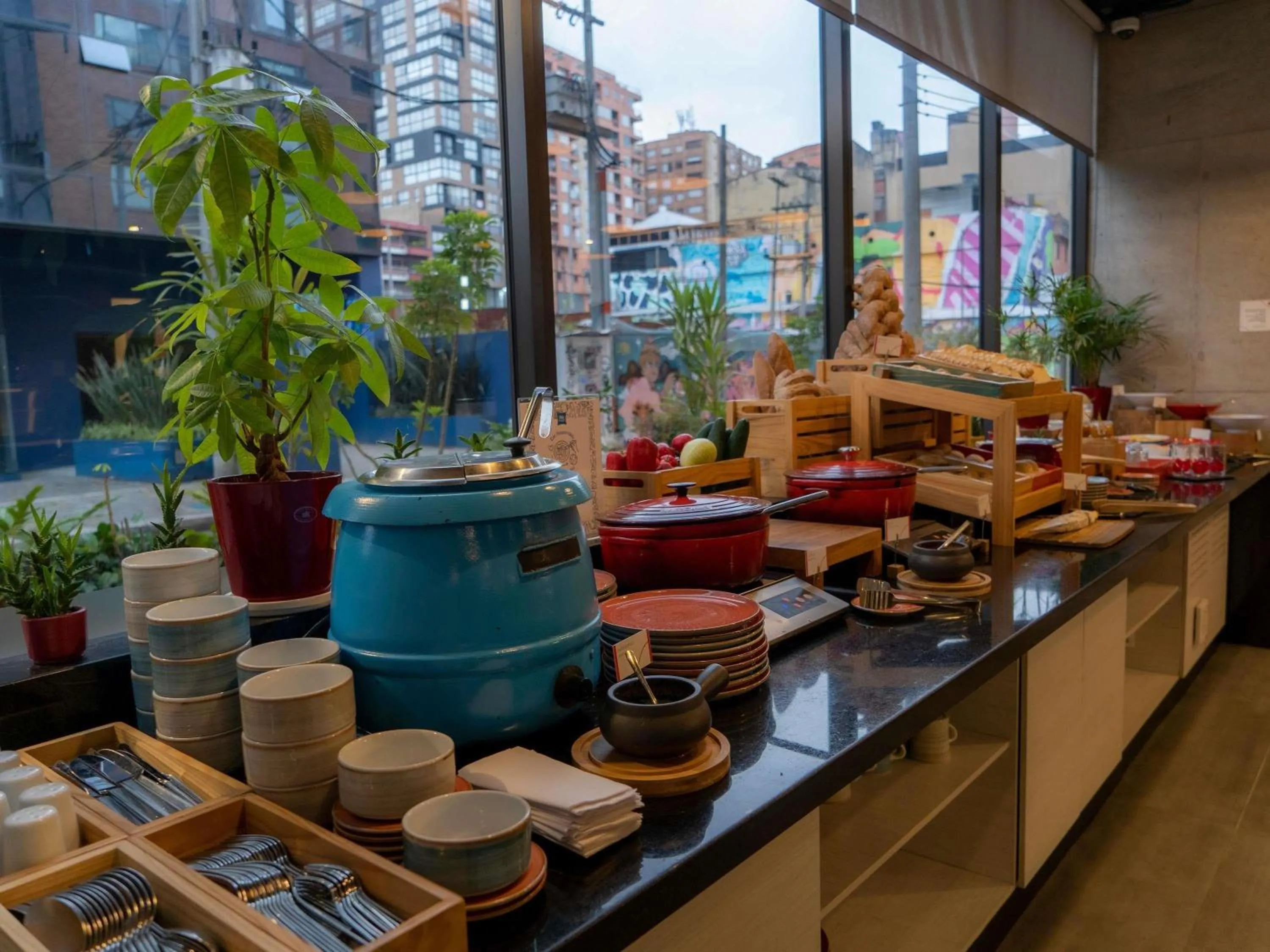 Breakfast in ibis budget Bogota Marly