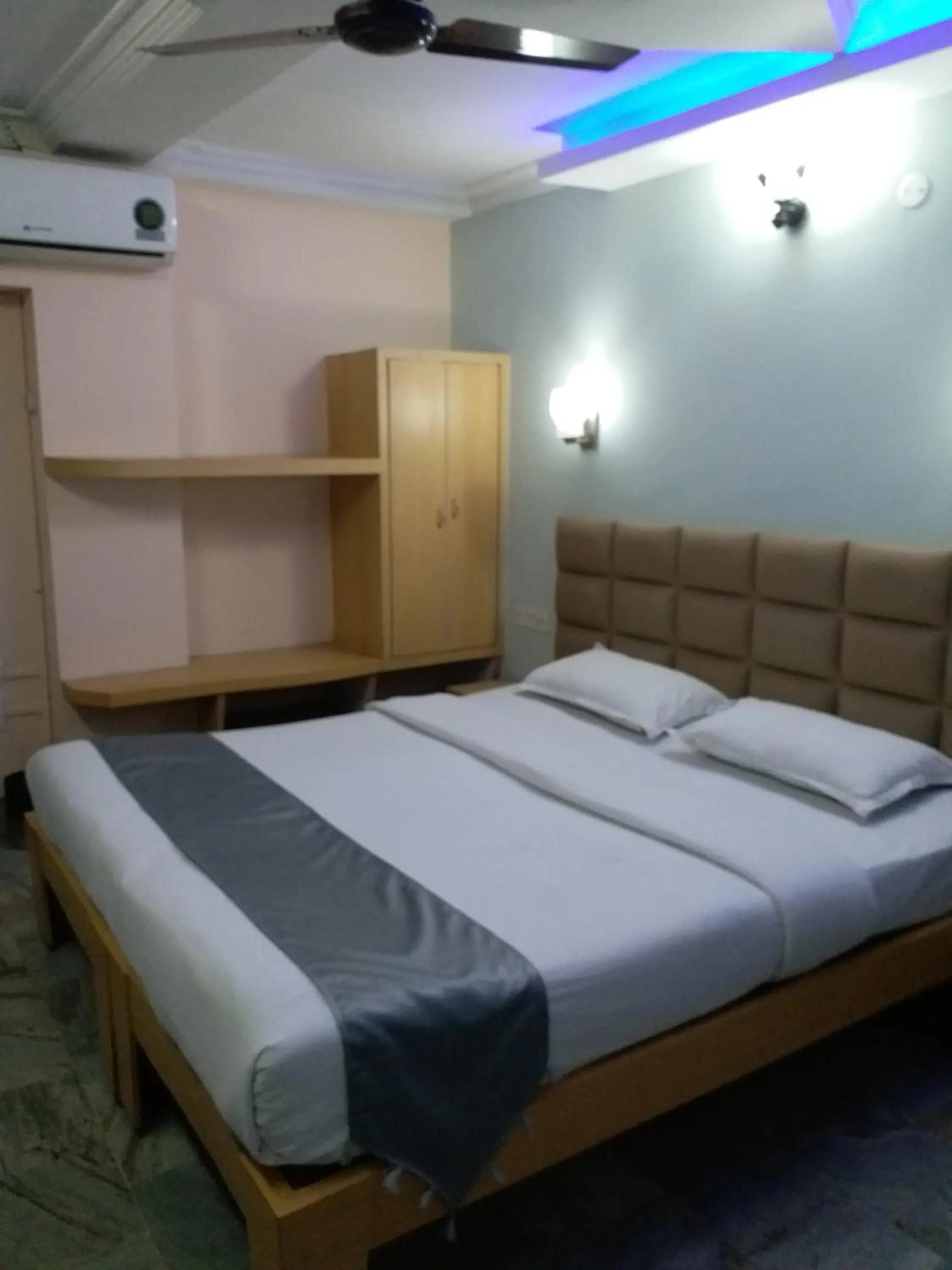 Bedroom, Bed in Hotel Mahalaxmi Indo Myanmar