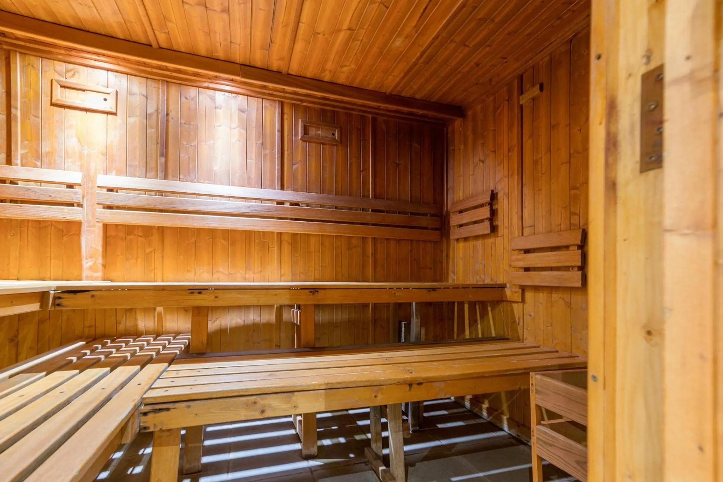 Sauna in SOWELL Family Le Vallon