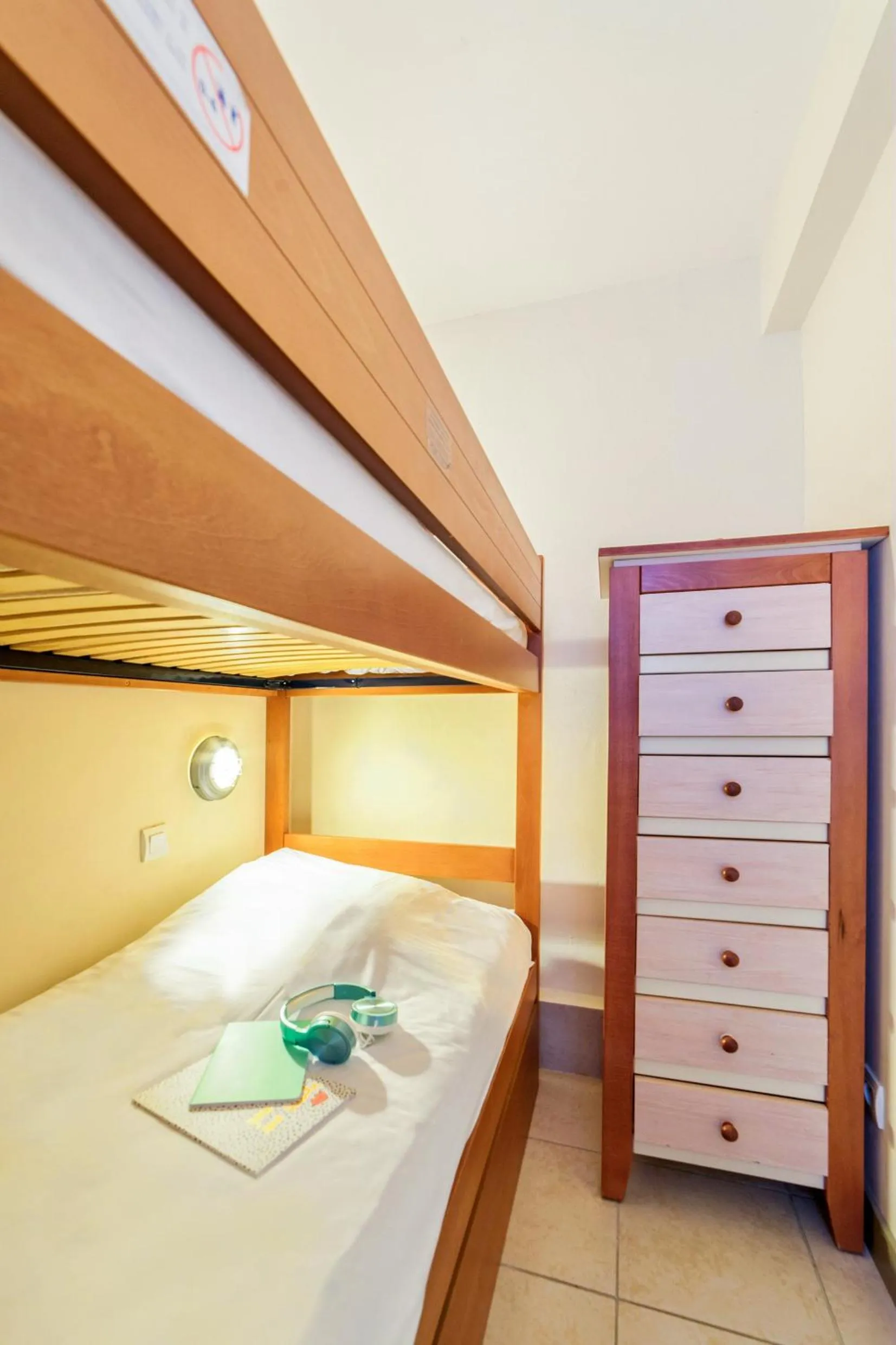 bunk bed, Bed in SOWELL HOTELS Ardèche