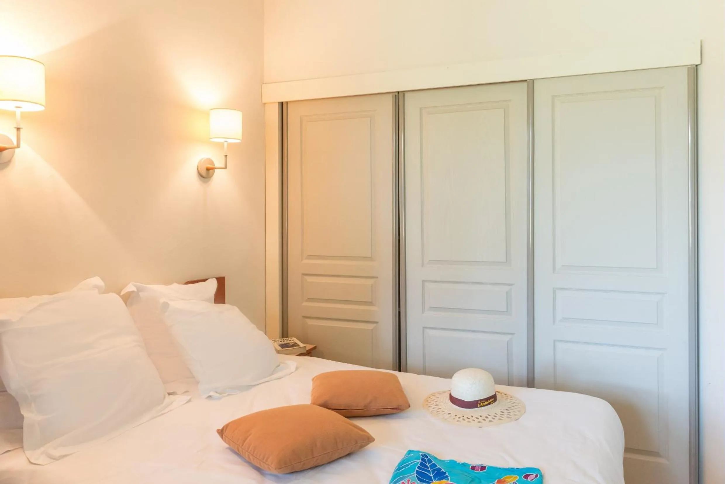 Bedroom, Bed in SOWELL HOTELS Ardèche