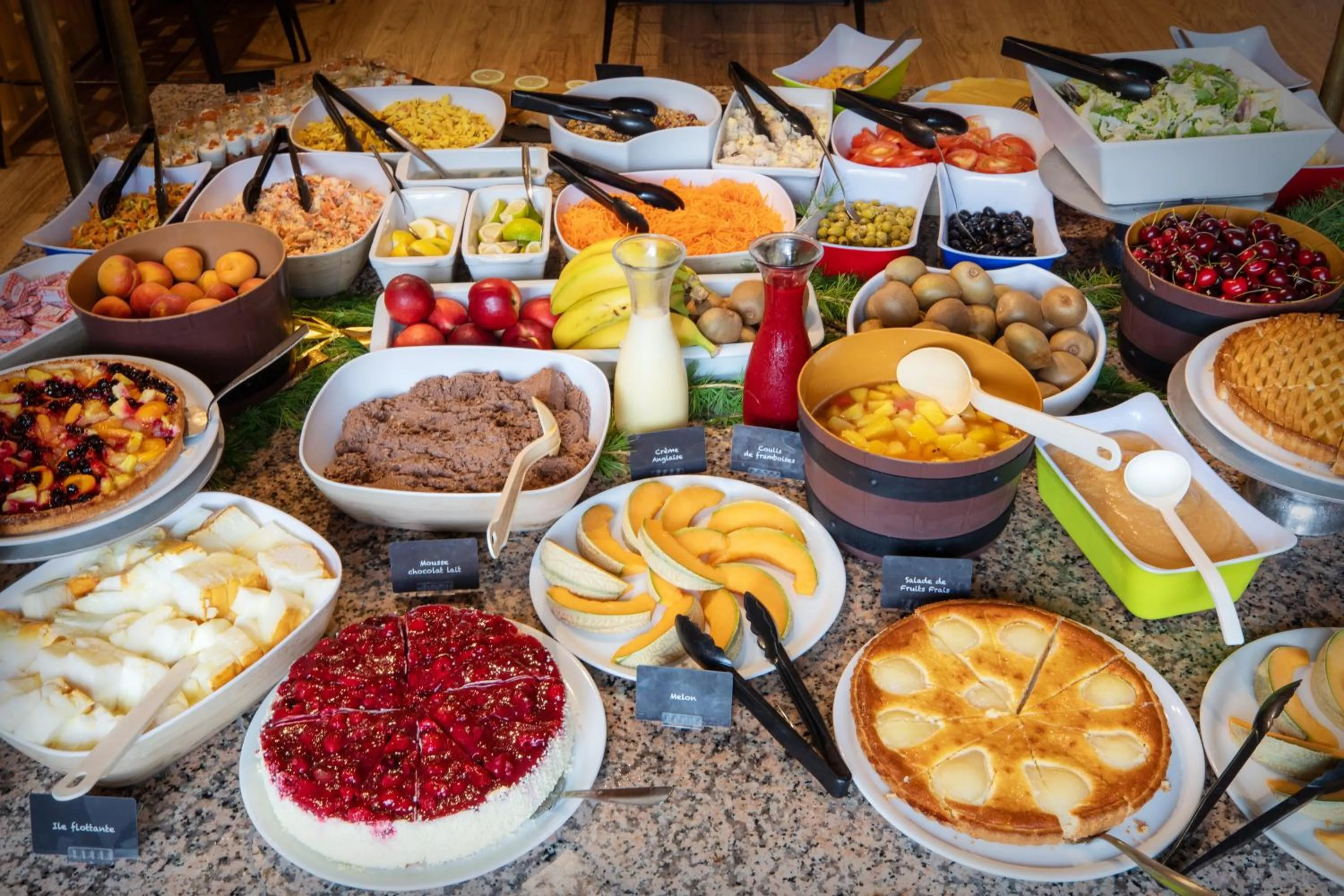 Restaurant/places to eat in SOWELL HOTELS Ardèche