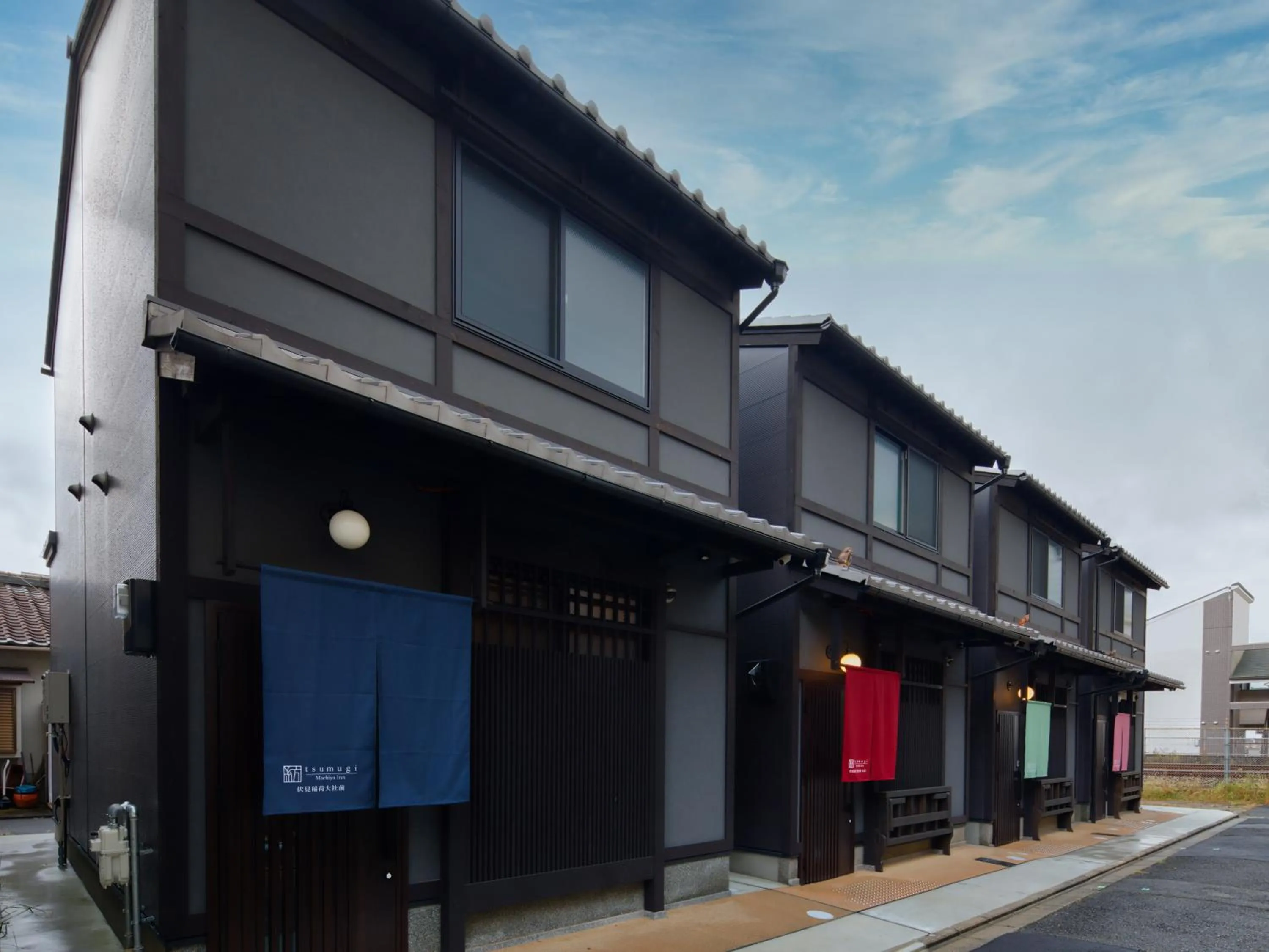 Property building in Kanade Fushimiinari-Inometei
