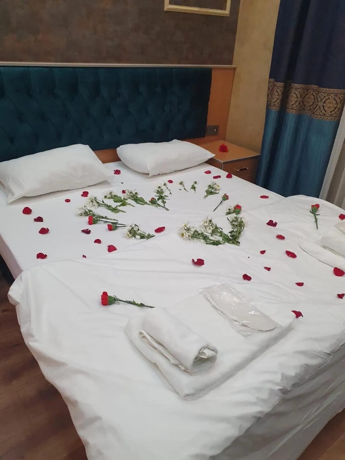 Bed in BoNaMi Hotel