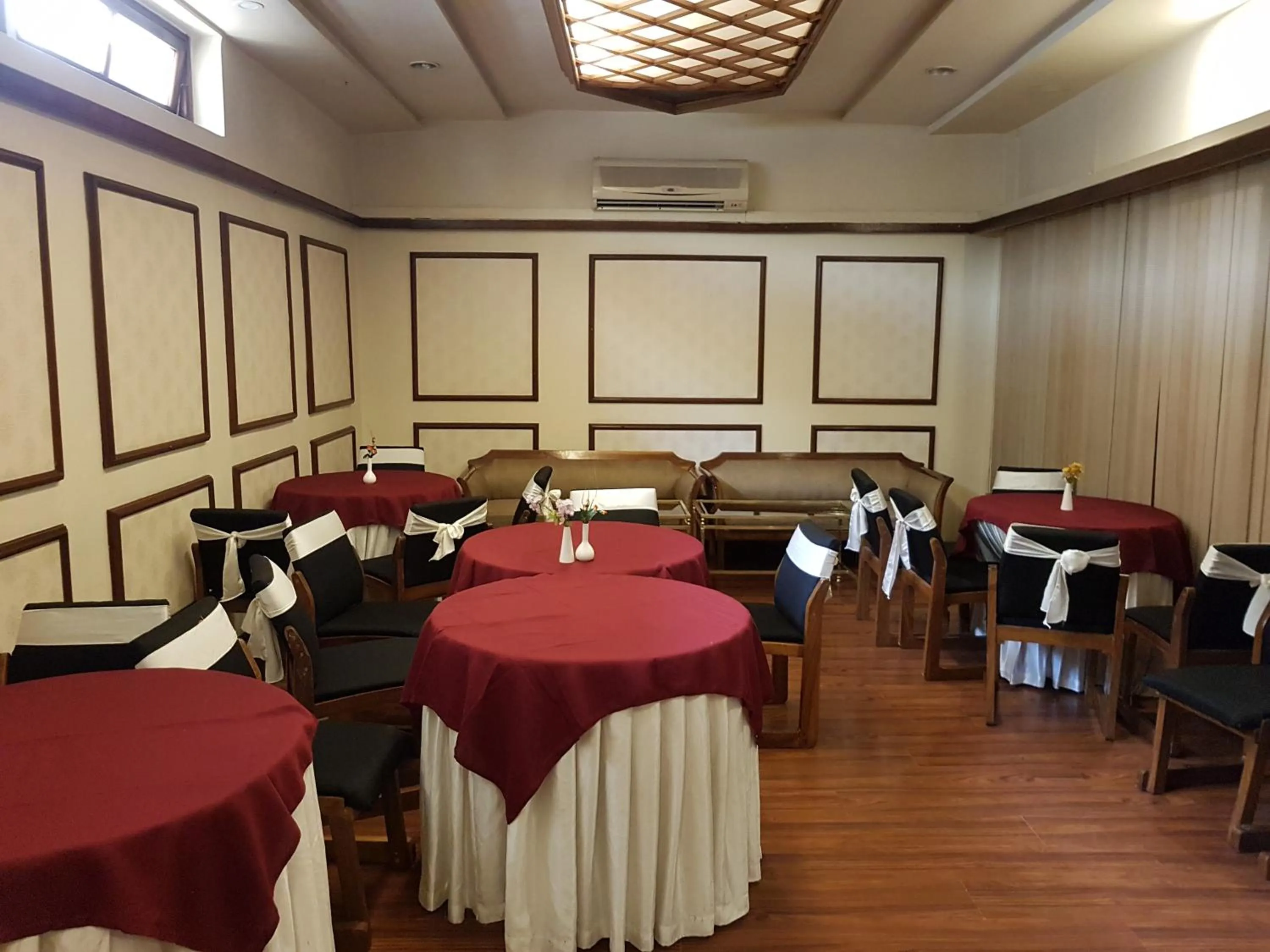 Banquet/Function facilities in Hotel Polo Towers Shillong