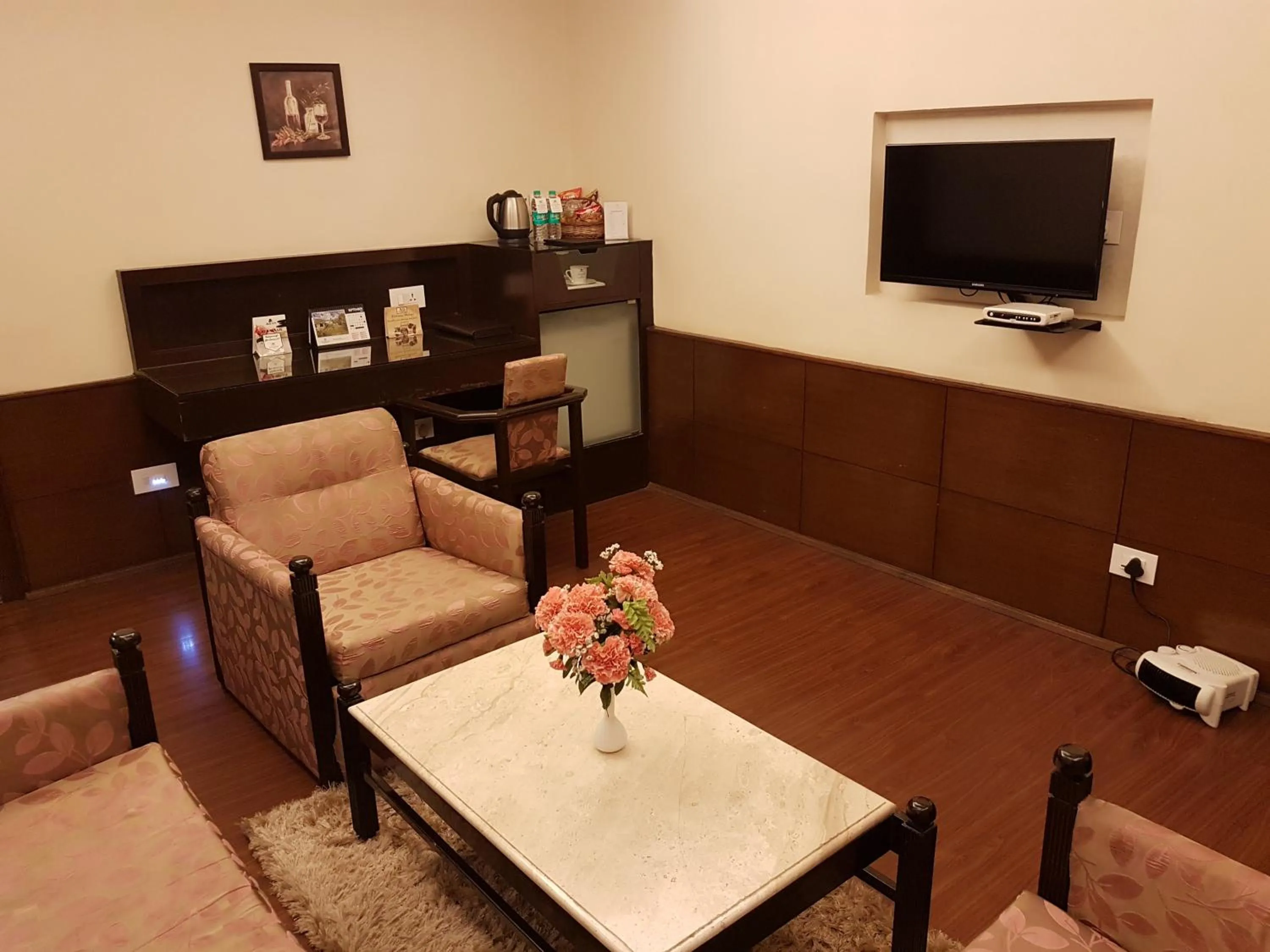 TV and multimedia in Hotel Polo Towers Shillong