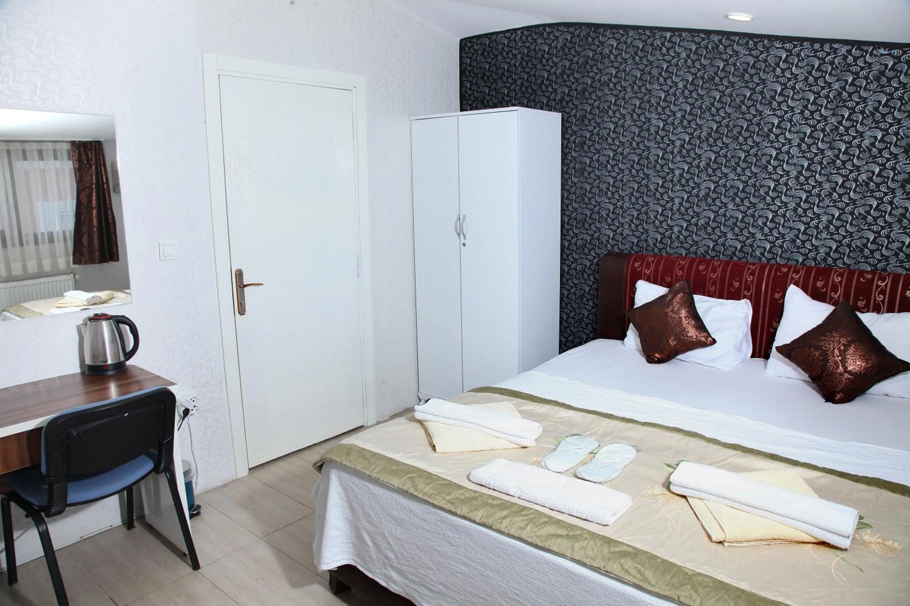 Bed in garden hill hotel