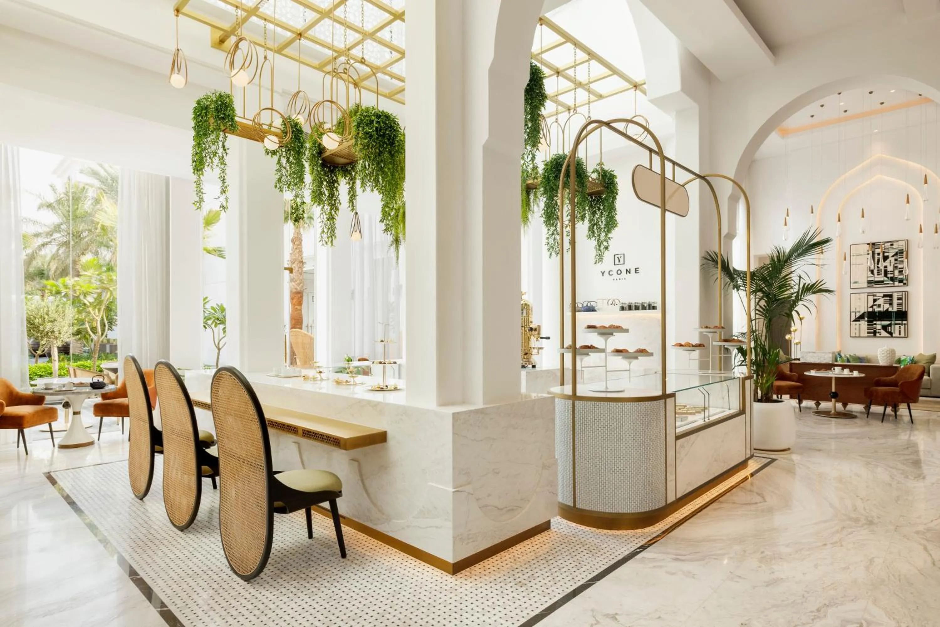 Lounge or bar in Raffles Al Areen Palace Bahrain