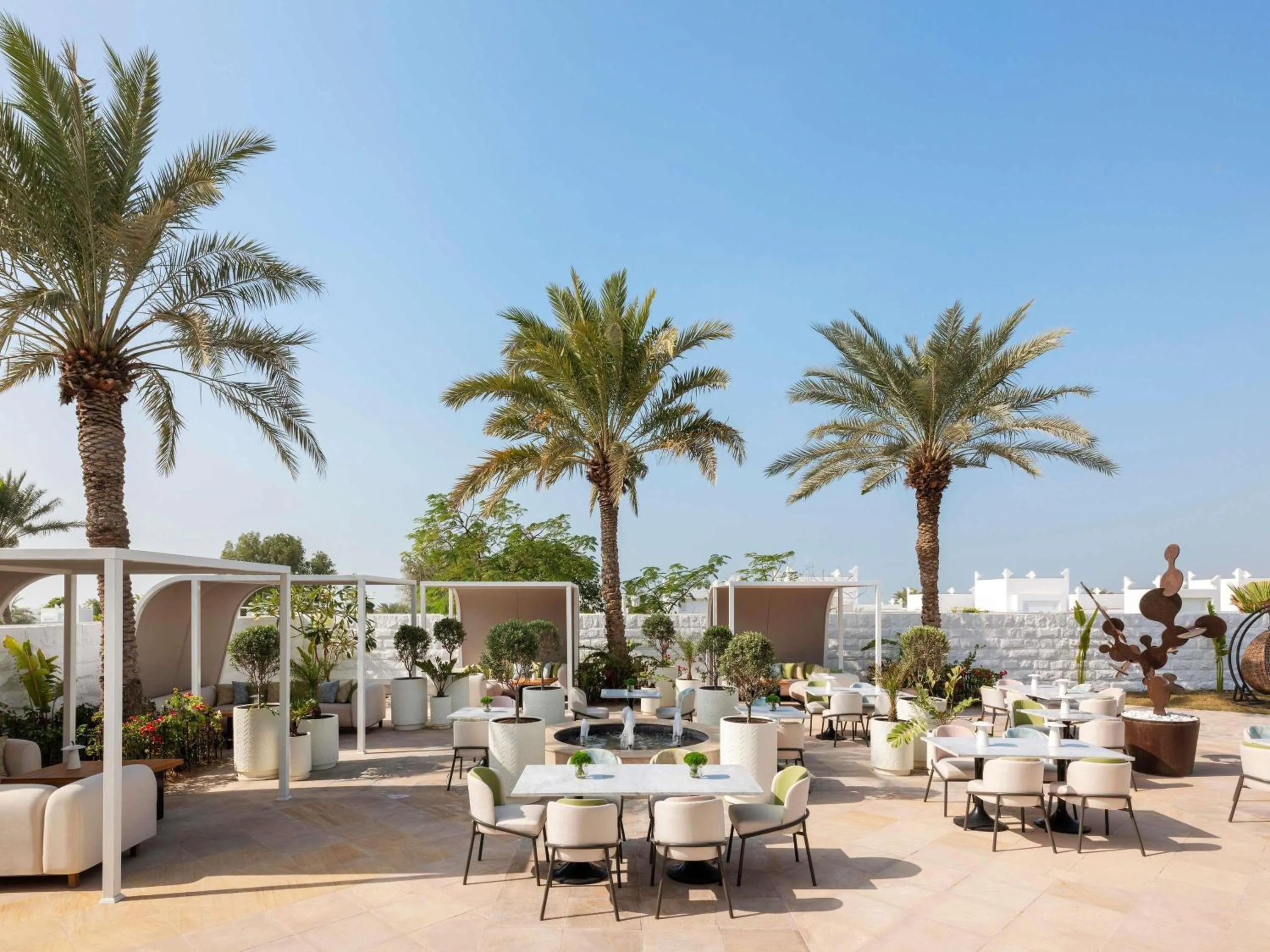 Restaurant/places to eat in Raffles Al Areen Palace Bahrain