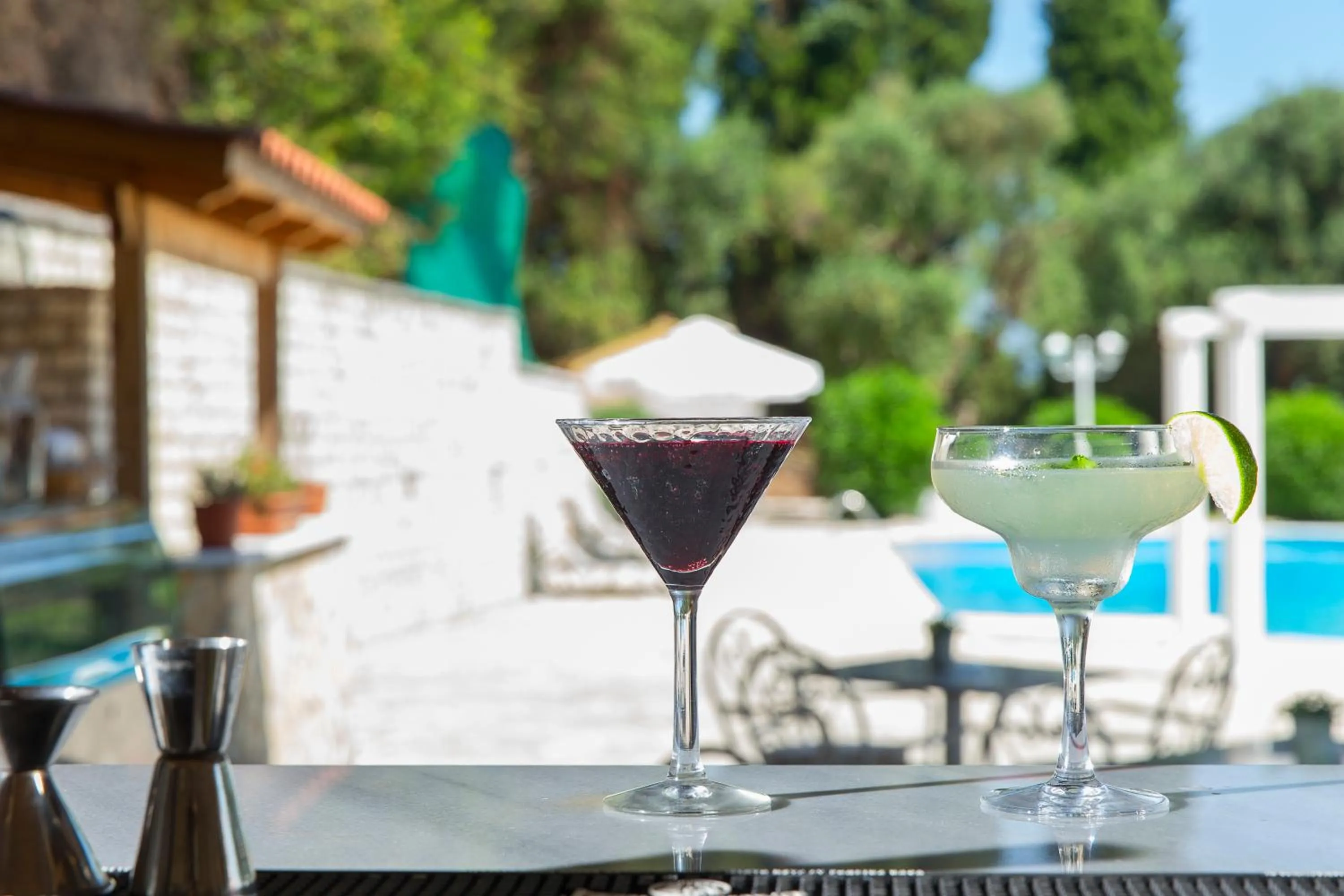 Drinks in Aurora Beach Hotel