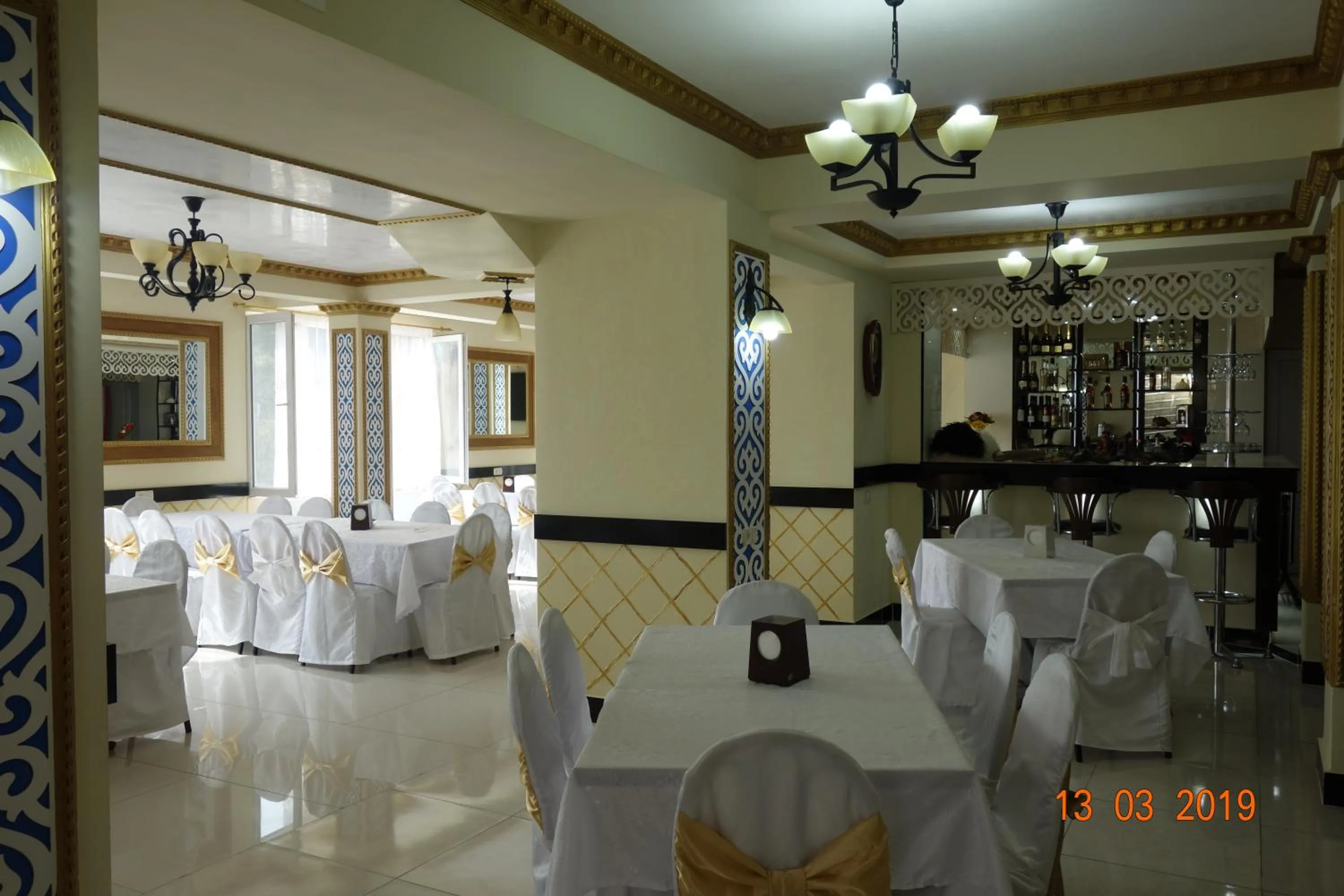 Restaurant/places to eat in Hotel Gora