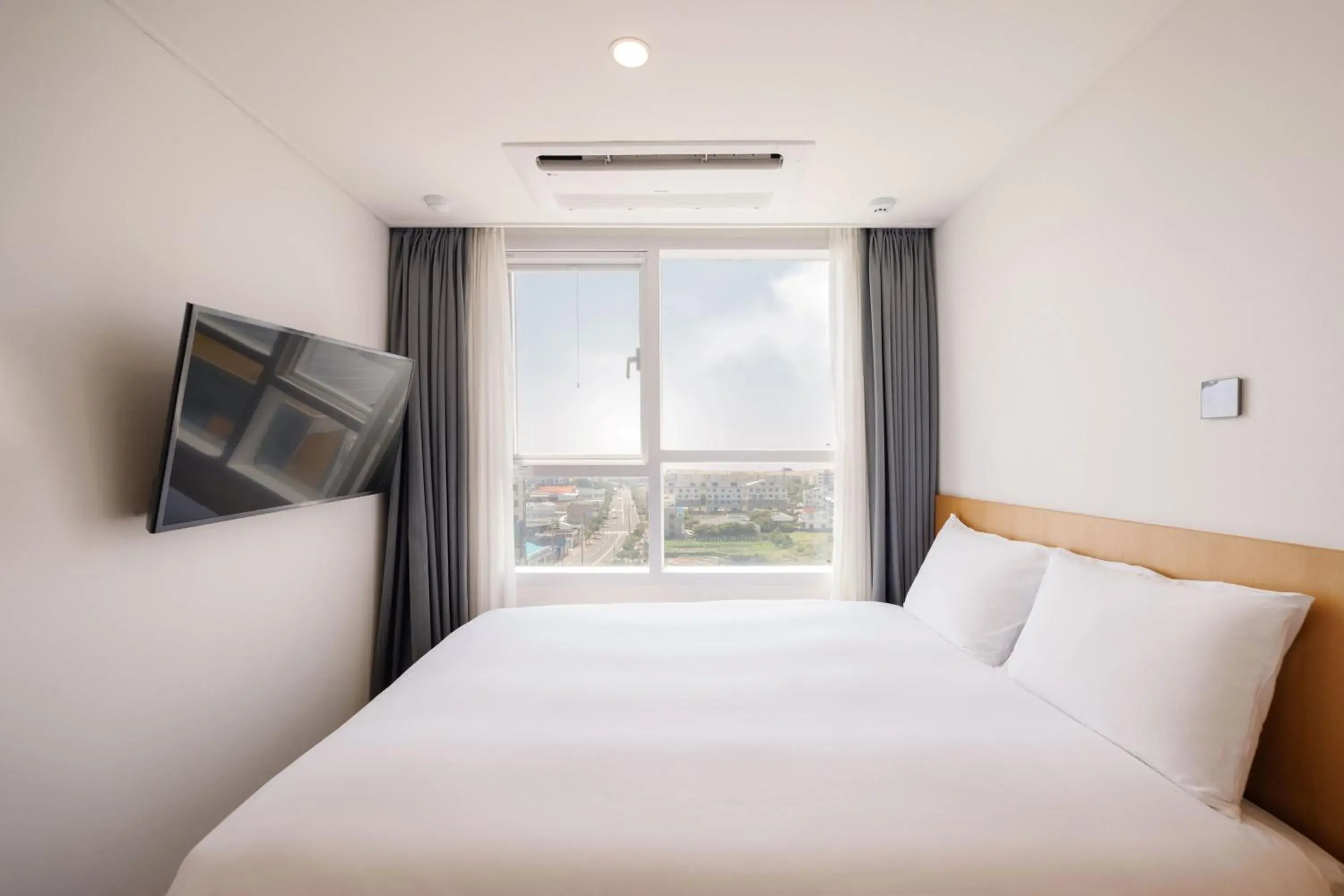 Standard Double Room in Kenny Stay Jeju Mosulpo Standard Double Room in Kenny Stay Jeju Mosulpo