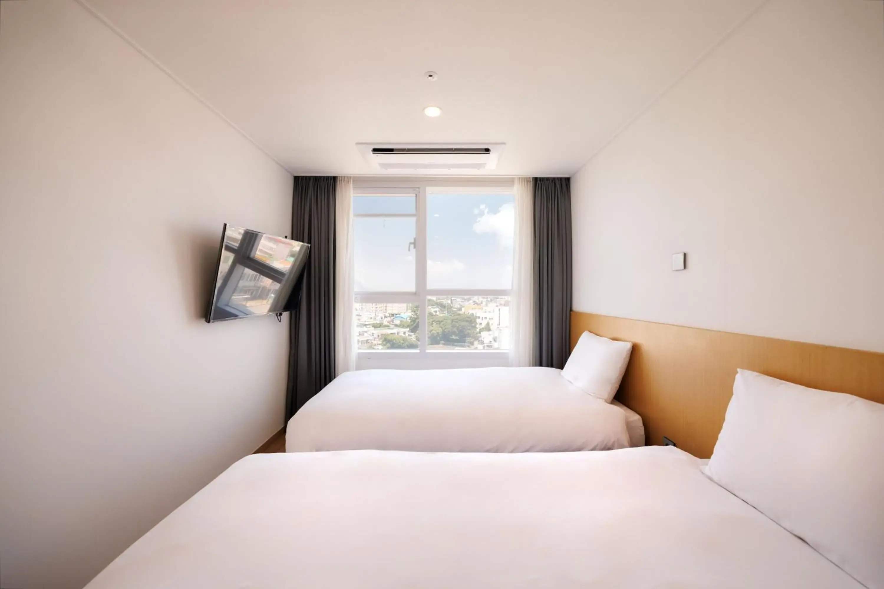 Standard Twin Room in Kenny Stay Jeju Mosulpo Standard Twin Room in Kenny Stay Jeju Mosulpo