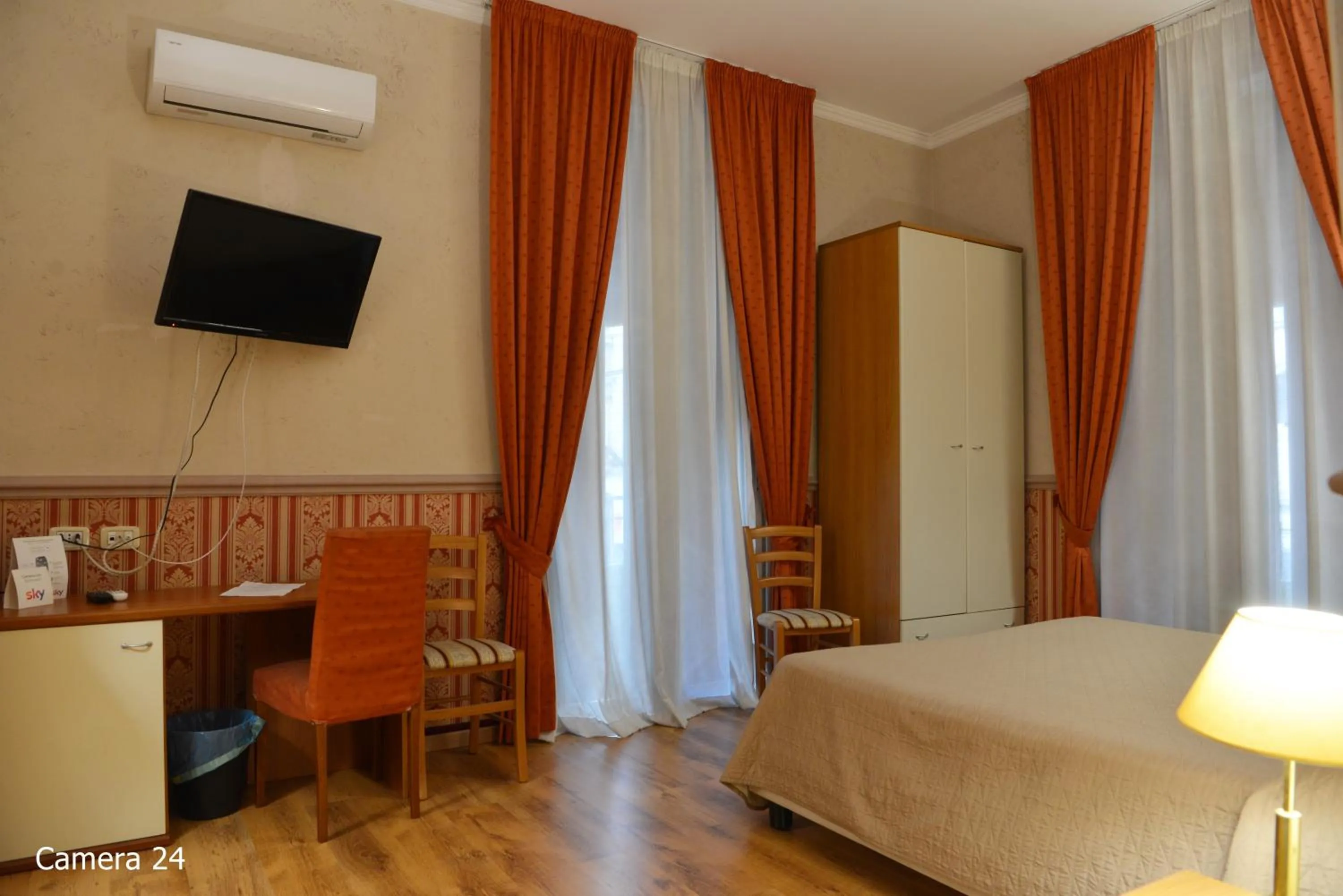 Bed in Catania Centro Rooms