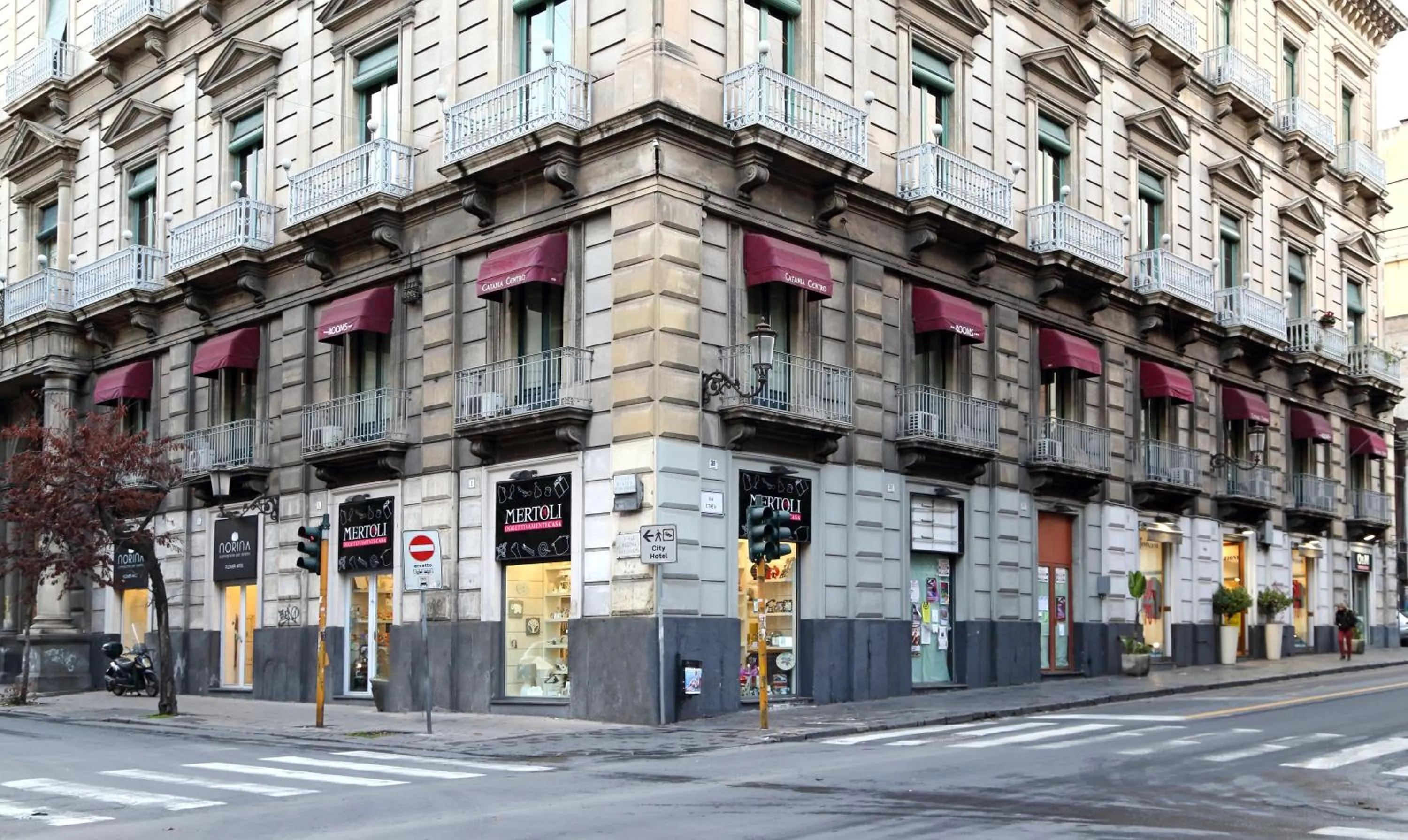 Property building in Catania Centro Rooms