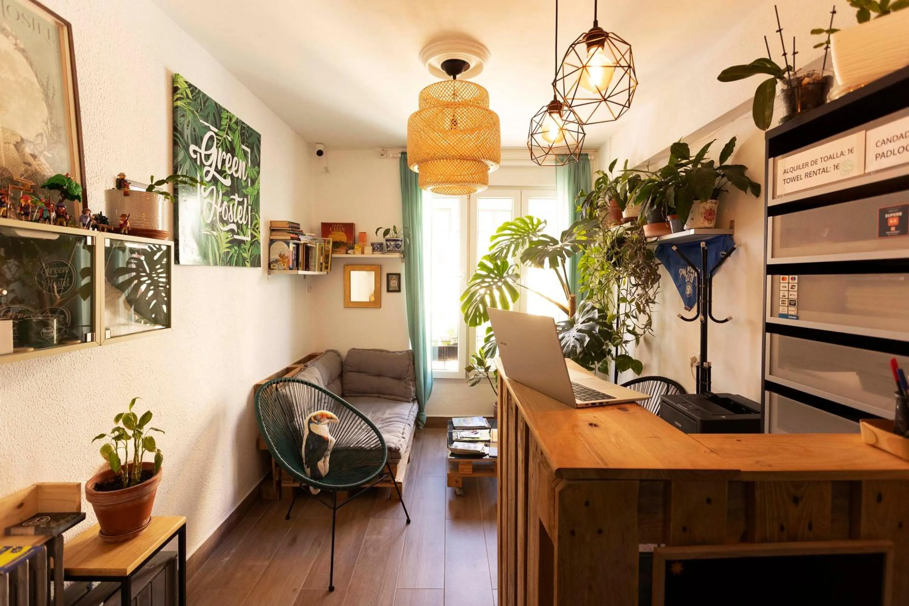 Living room in Green Hostel Oviedo