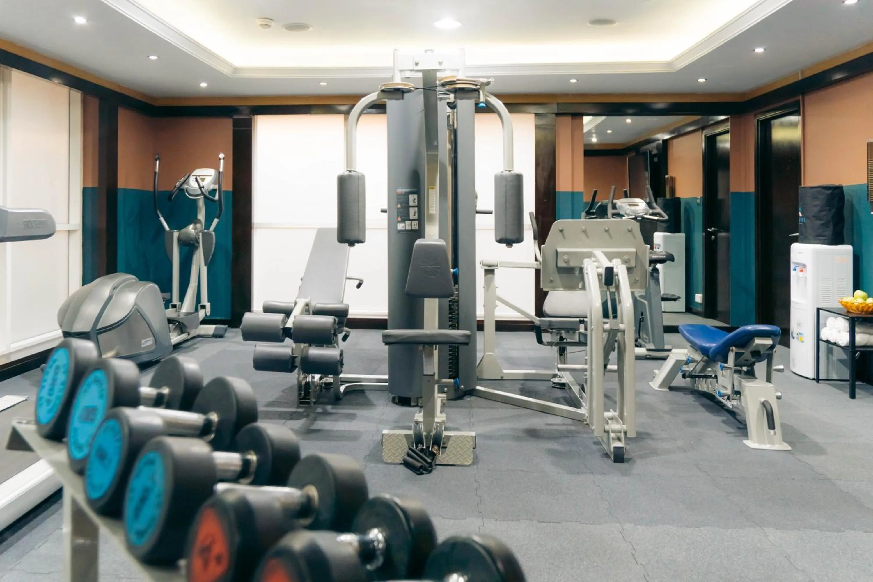 Fitness centre/facilities in Kingsgate Hotel by Millennium