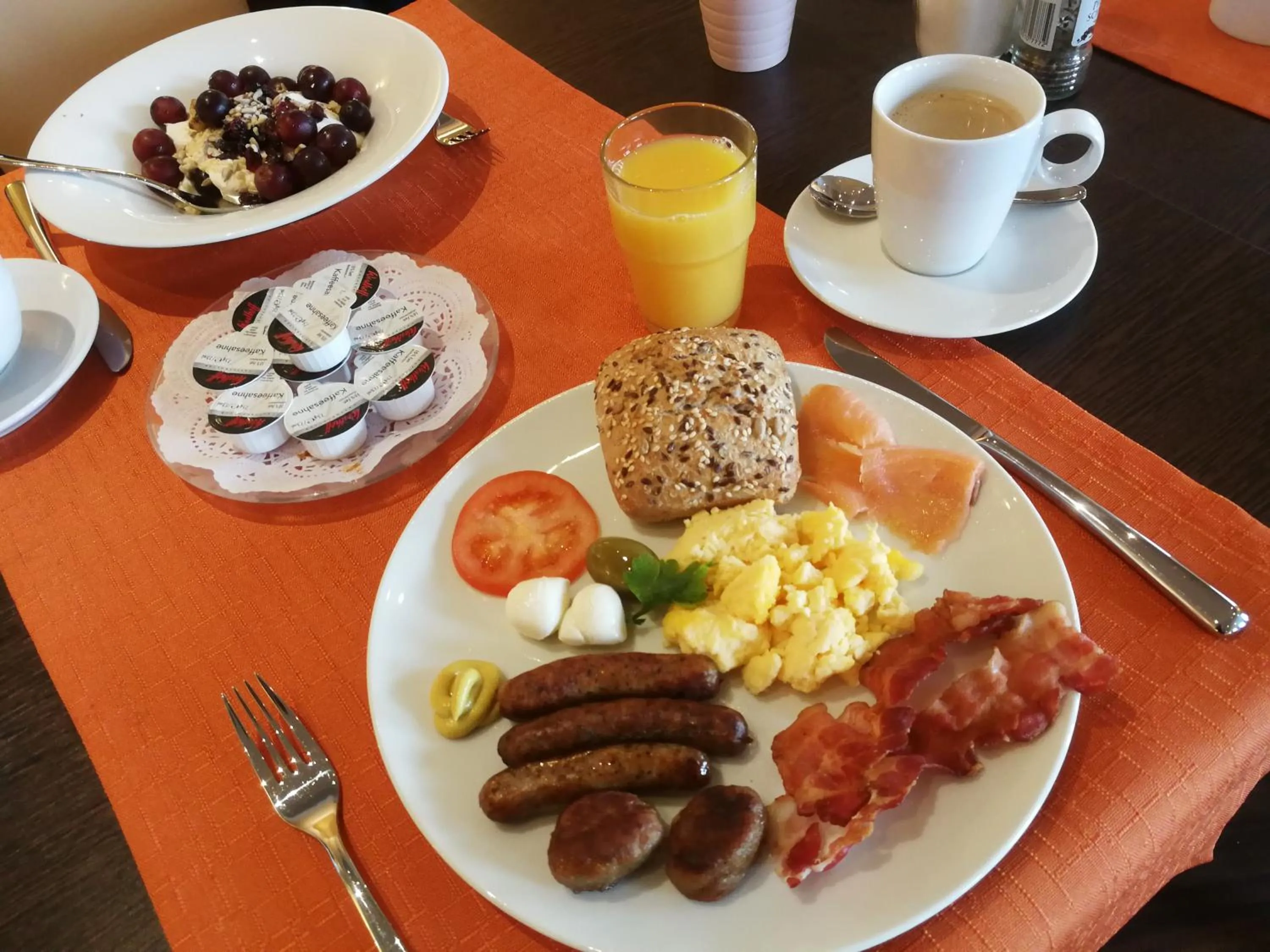 Food and drinks in Hotel Allegro