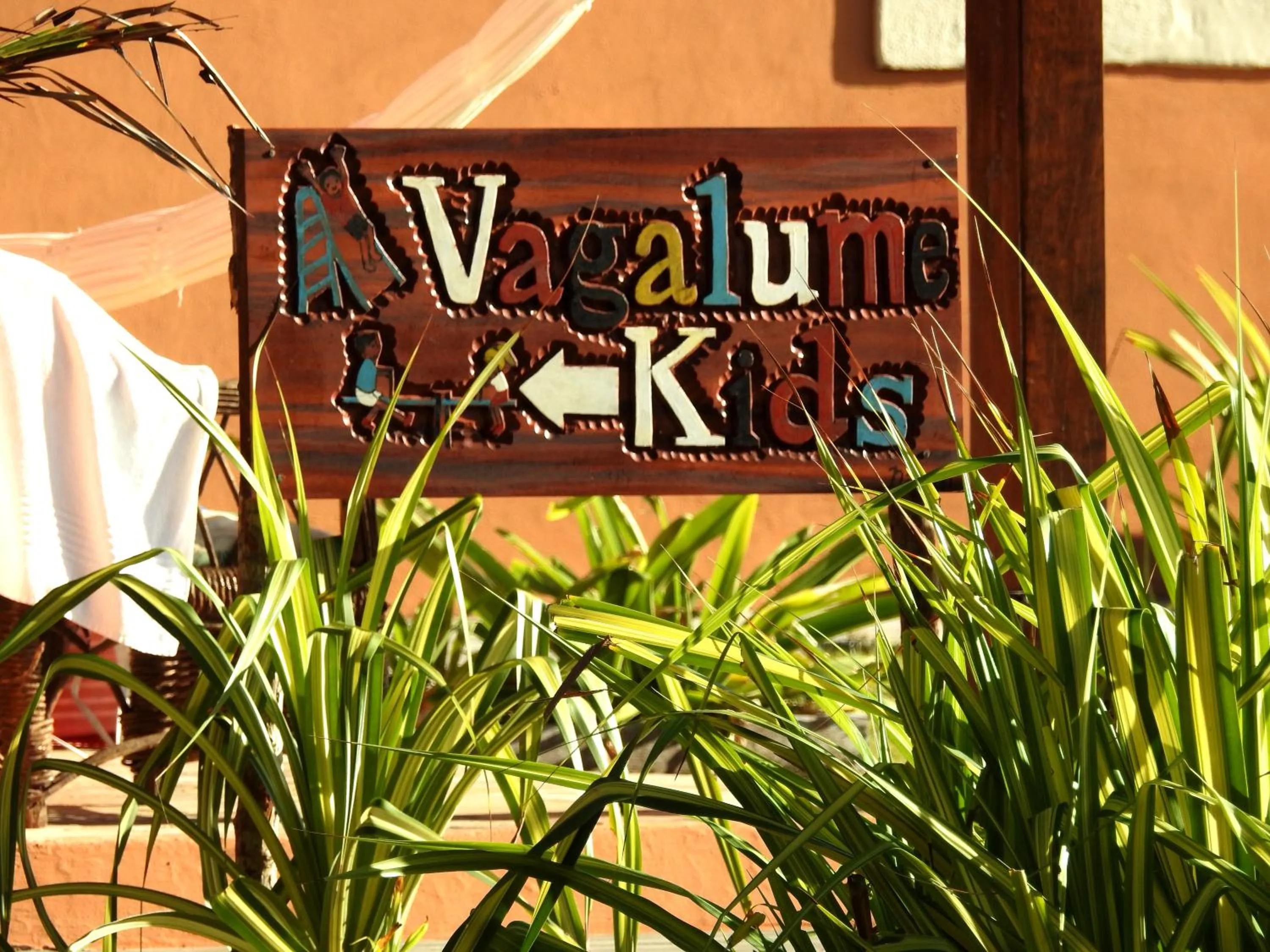 Property logo or sign in Vila Vagalume