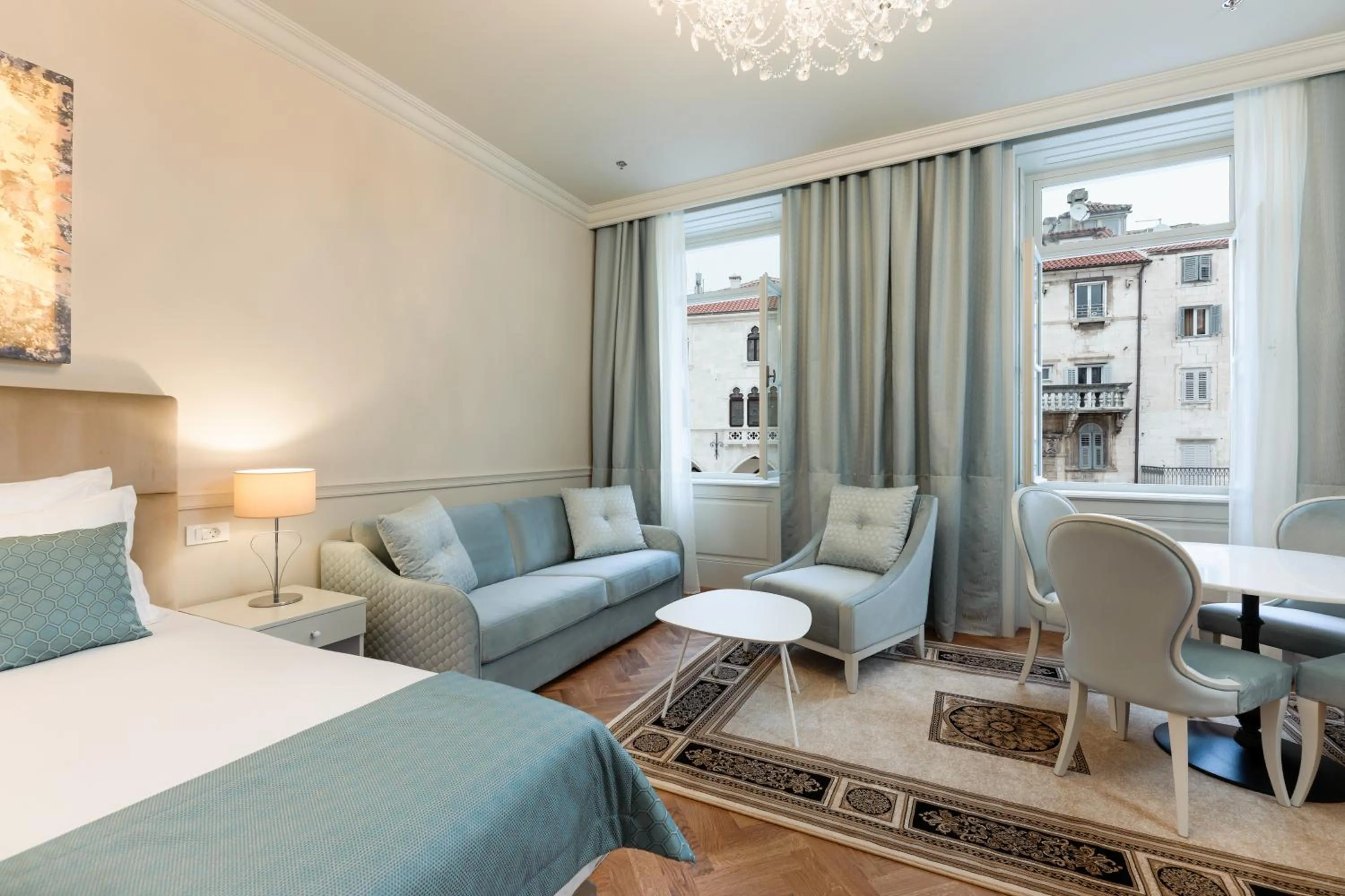 Bed in Heritage hotel Santa Lucia